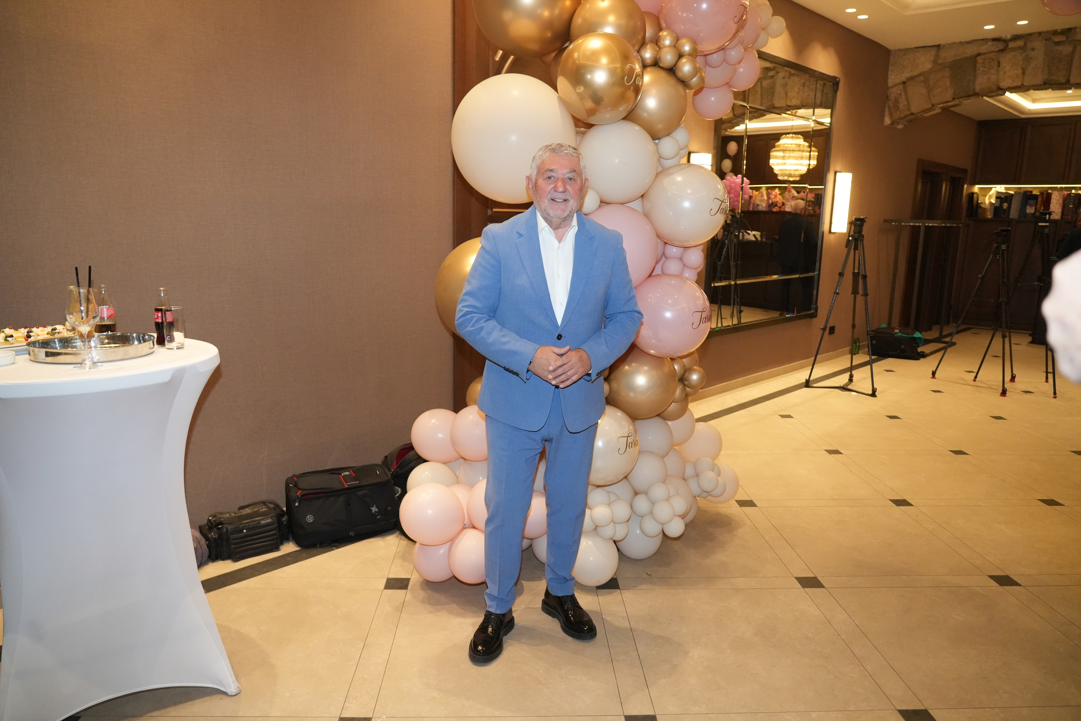 Proslava povodom rodjenja cerke Kosane i Aleksandra Sofronijevica uprilicena je u restoranu Topciderac.  Photo: Antonio Ahel/ATAImages