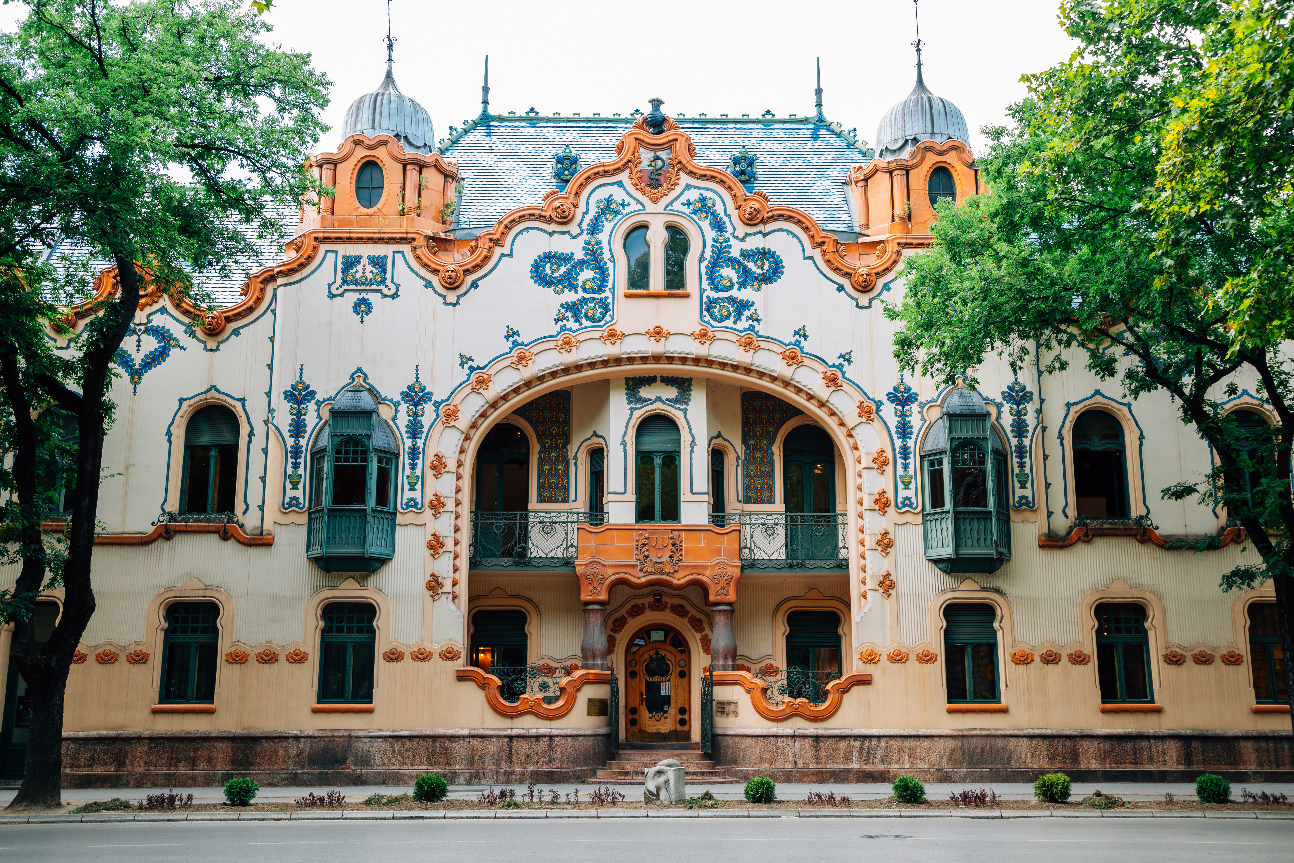 Rajhlova palata Subotica, shutterstock_1720551046.jpg