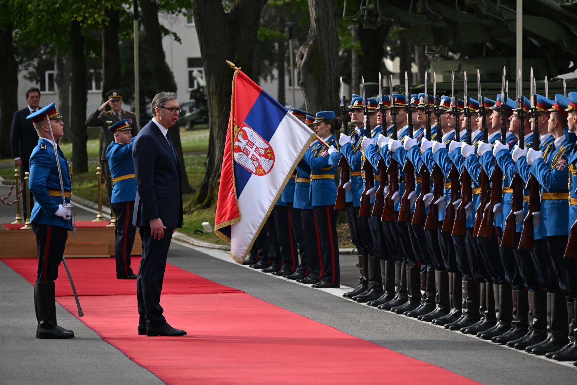 Aleksandar Vučić vojska srbije