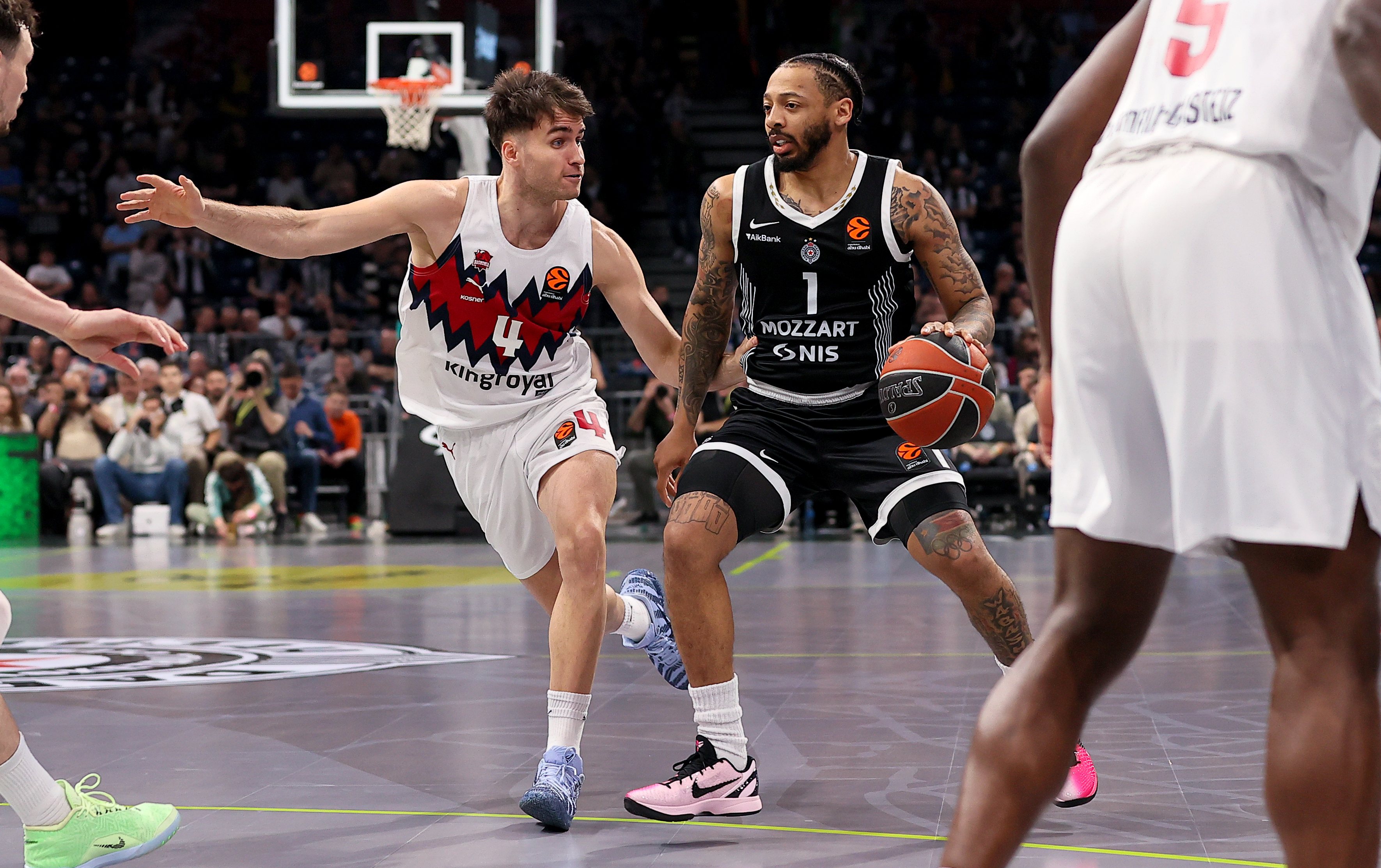 during Partizan v Baskonia basketball match of Euroleague season 2025/2026 round 38, at the Belgrade Arena in Belgrade, Serbia on April 16th.( photo by Luka Milosavljevic / STARSPORT © )