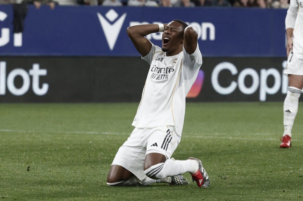 epa12765889 Real Madrid's David Alaba reacts during the Spanish LaLiga soccer match between CA Osasuna and Real Madrid, in Pamplona, Spain, 21 February 2026.  EPA/JESUS DIGES