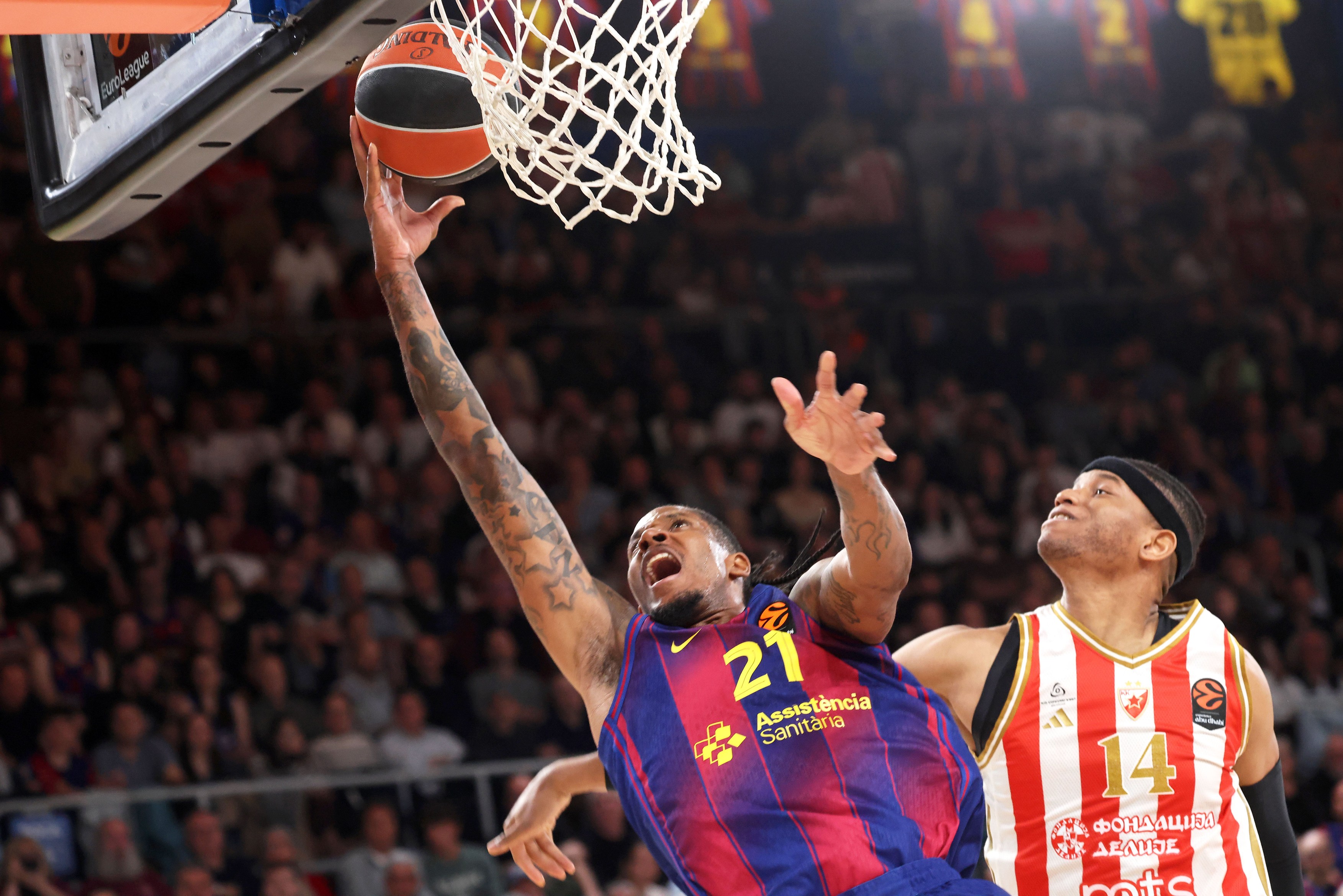 Will Clyburn and Jasiel Rivero play during the match between FC Barcelona and Crvena Zvezda Belgrade