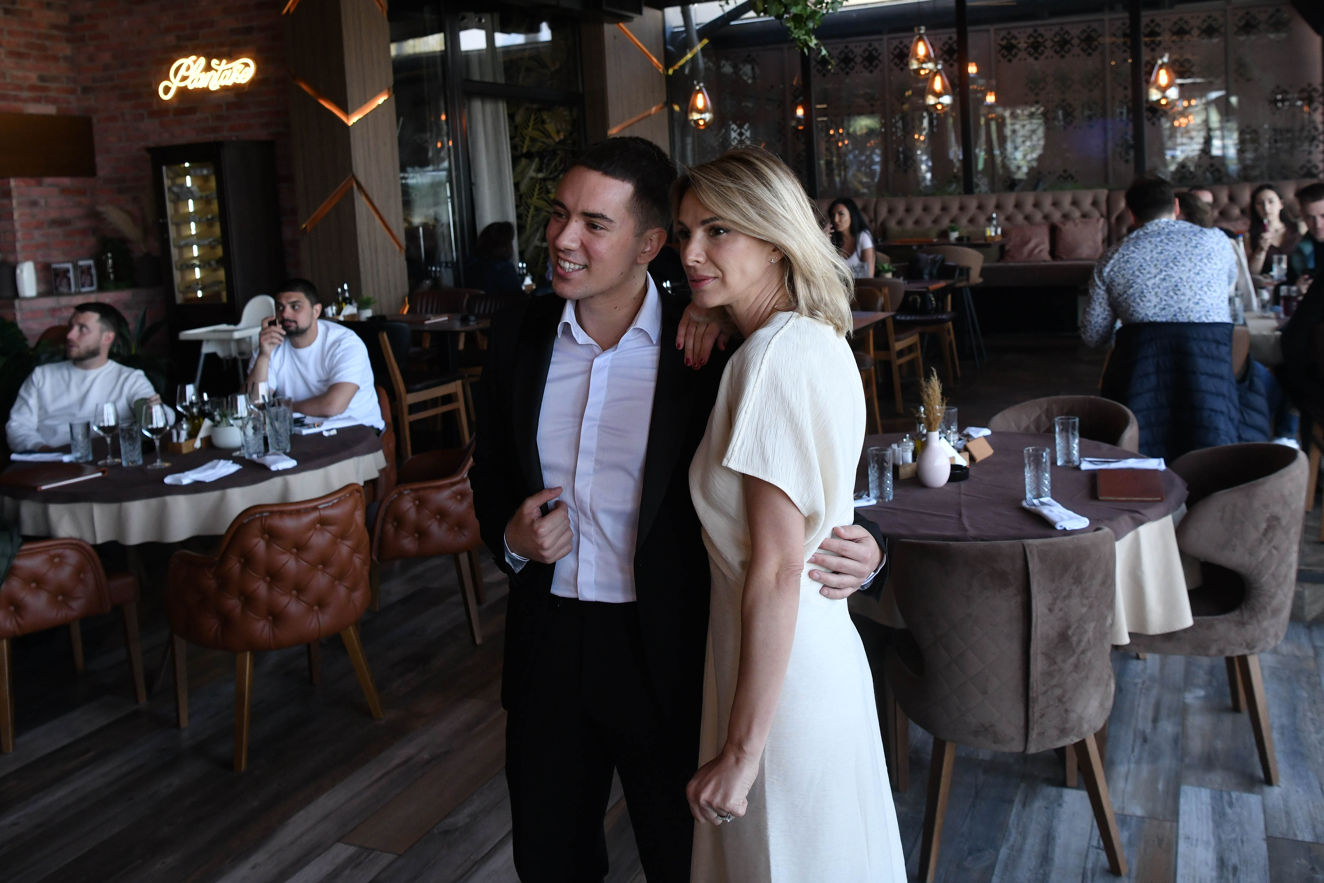 23.04.2026. Beograd, restoran Wagner, Marina Tadić i Ivan Simić organizuju promociju duetske pesme u restoranu Wagner