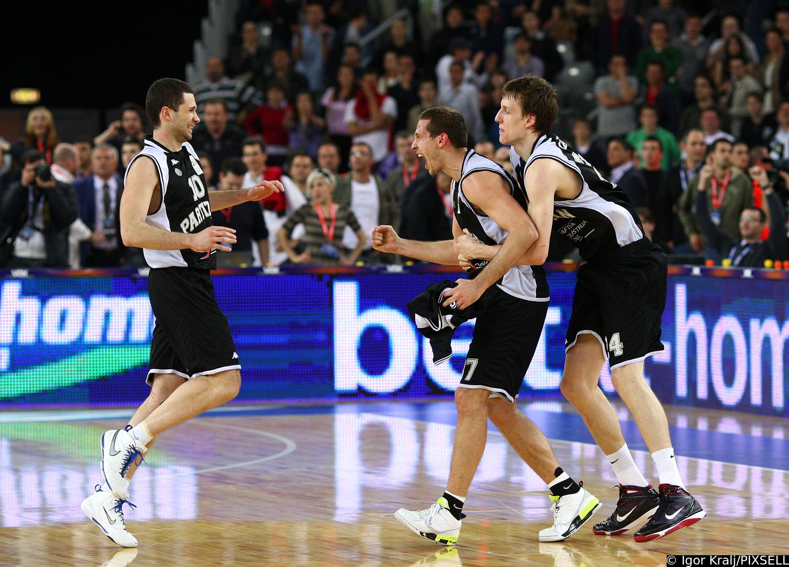 25.04.2010. Arena, Zagreb - Kosarkaski spektakl Final 4 NLB lige, finale Cibona - Partizan.Aleksandar Rasic, Dusan Kecman i Jan Vesely.rPhoto: Igor Kralj/PIXSELL