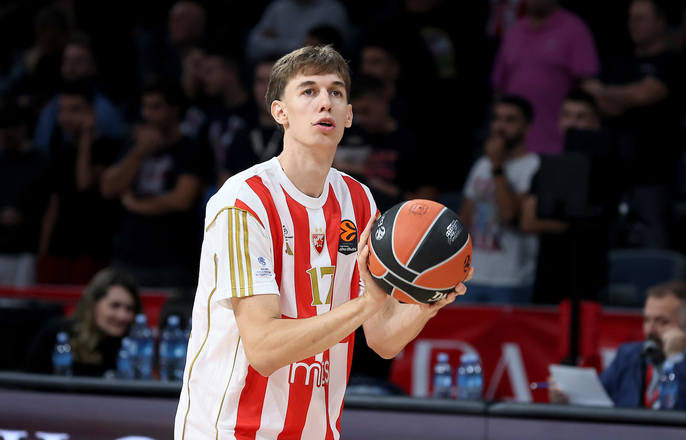 zvezda-armani milano-453911