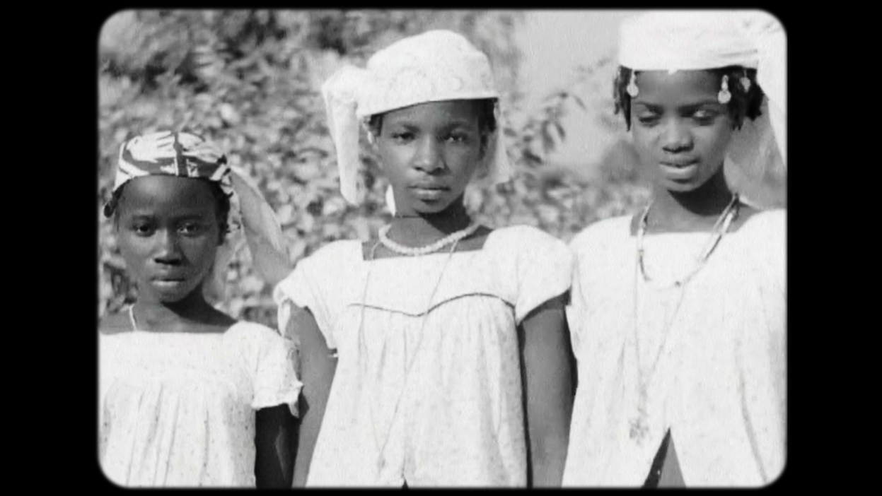 AMILCAR ONLINE  v4.00_22_31_06.Still117.png, Beldocs