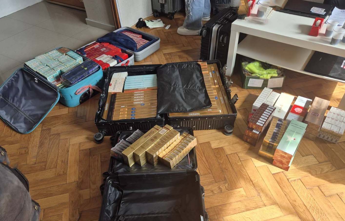 Kineske cigarete, šverc, krijumčarenje, nedozvoljena trgovina 3.jpg