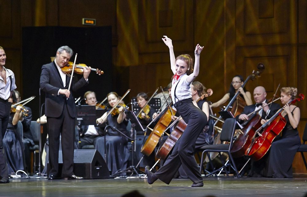 Fotografija Alexander Ivanov.jpg, Saopštenje za medije: Svetlana Zaharova i Vadim Rjepin, Pas de deux - Ples udvoje na vrhovima prstiju,