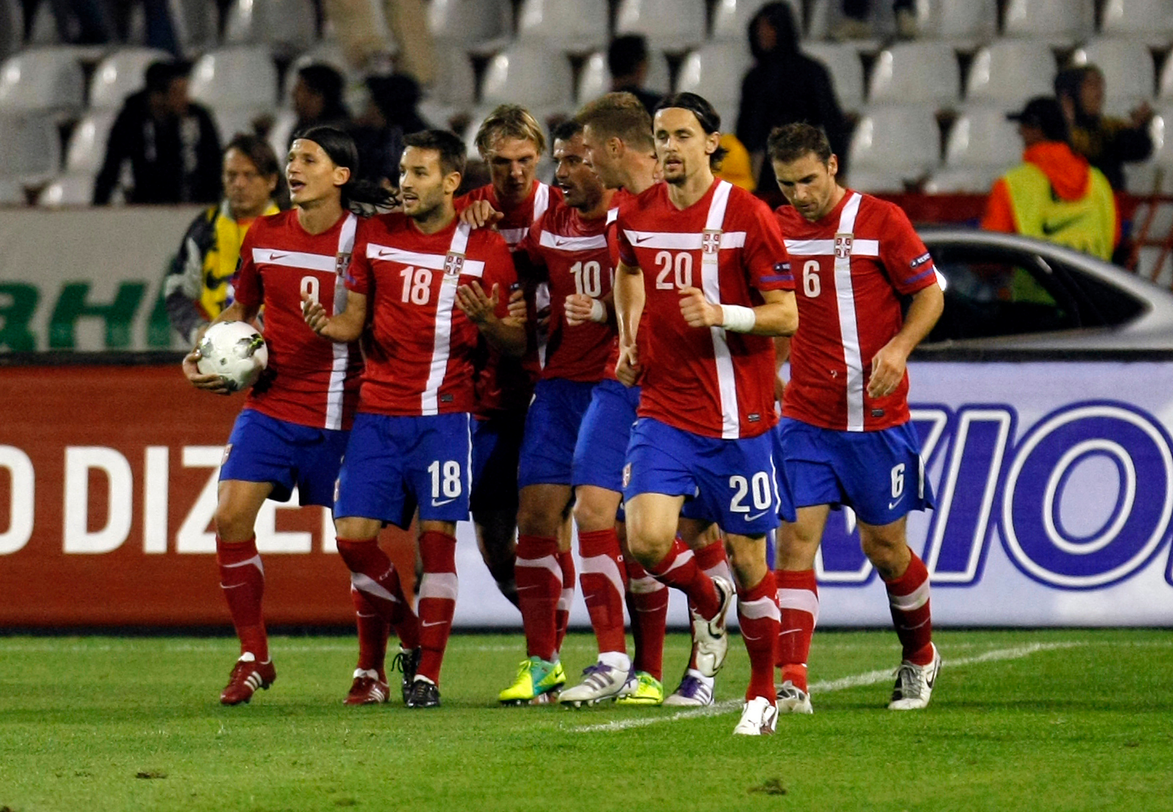 Marko Pantelic Milos Ninkovic Dejan Stankovic Neven Subotic Branislav Ivanovic