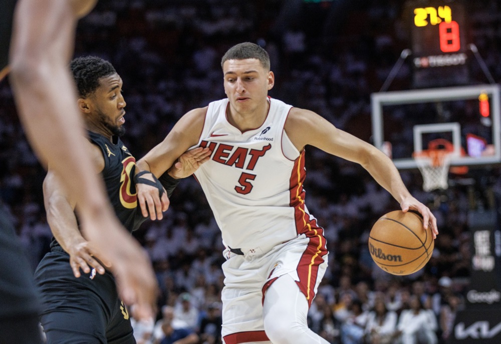 epa12057224 Miami Heat forward Nikola Jovic
