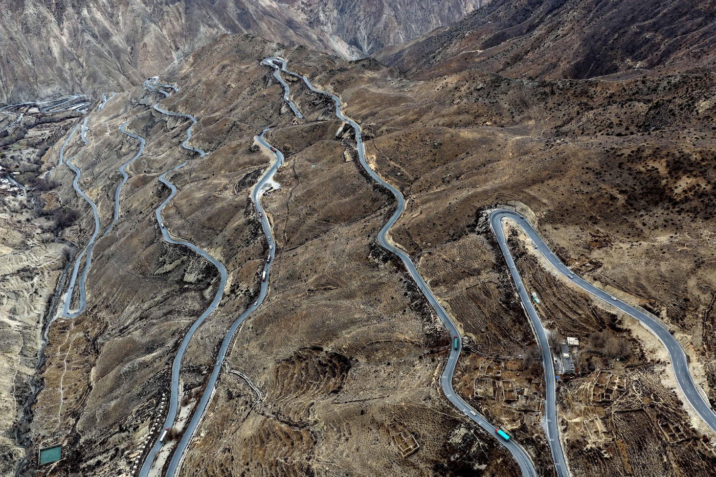 Sichuan–Tibet autoput, Kina