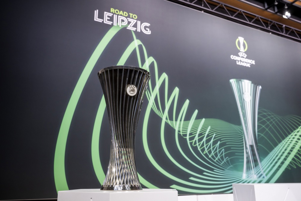 epa12781430 The UEFA Conference League trophy is pictured during the UEFA Conference League round of 16, quarter-final and semi-final and final draw, at the UEFA headquarters in Nyon, Switzerland, 27 February 2026.  EPA/MARTIAL TREZZINI
