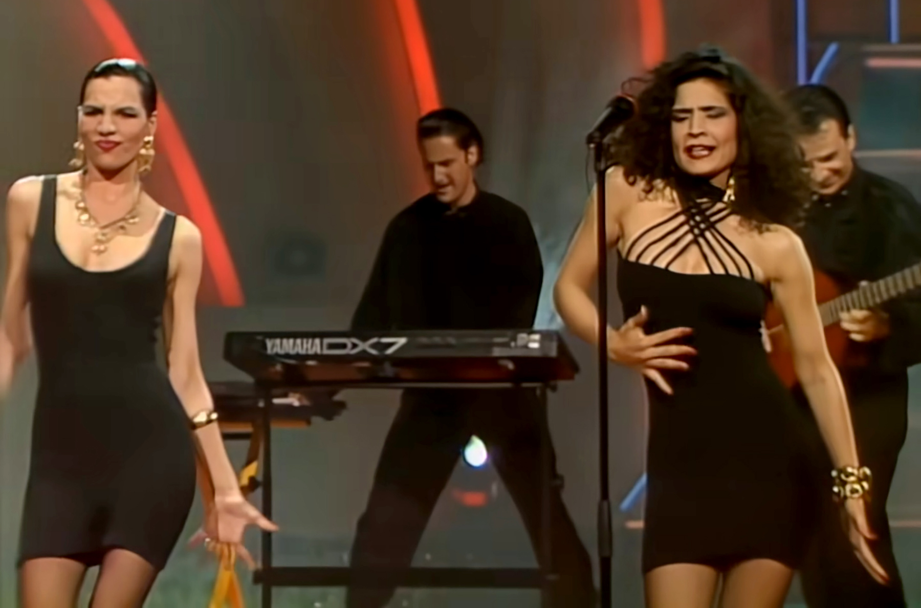 Azucar Moreno02.jpg