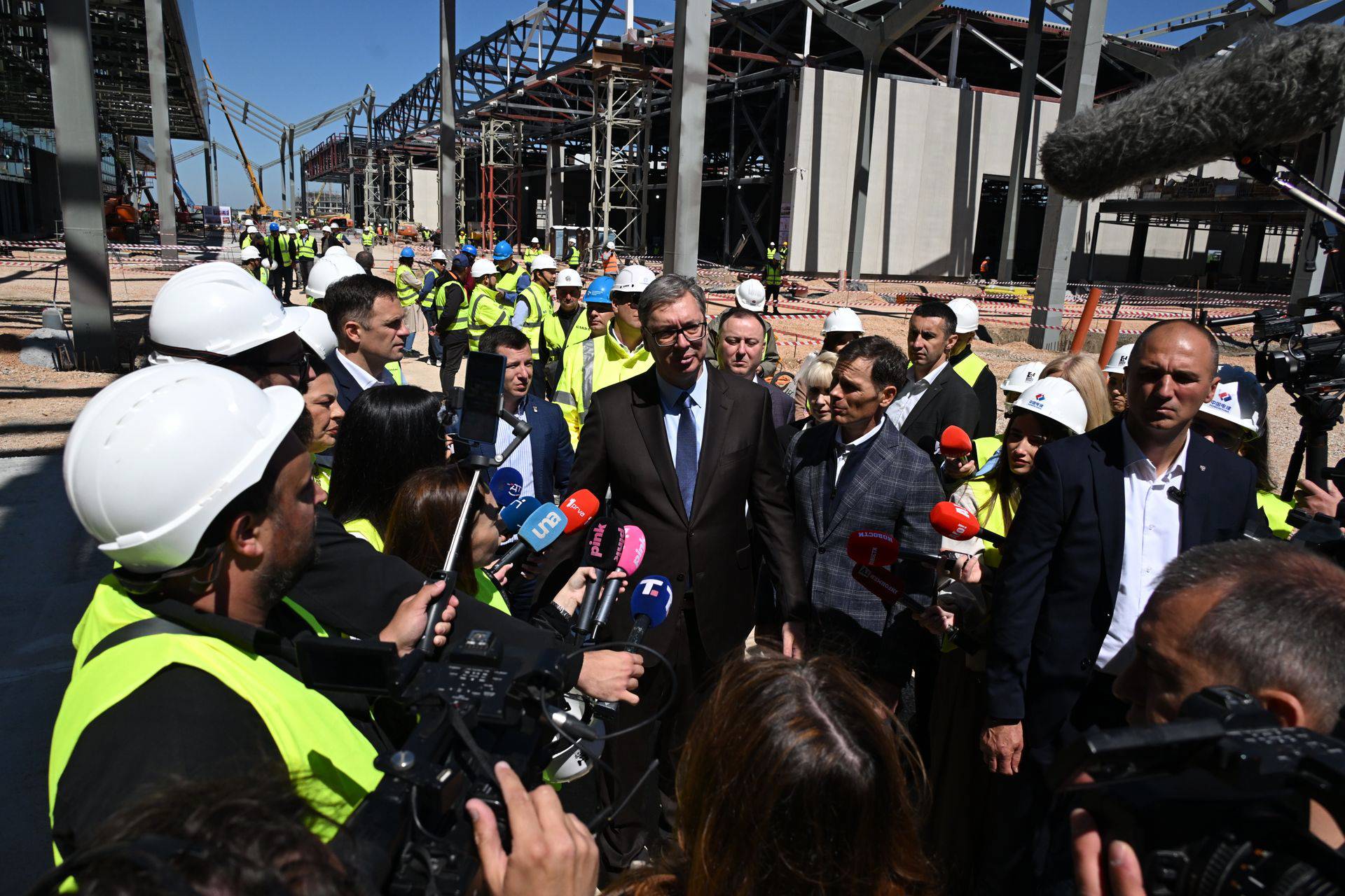 Beograd, 14.05.2026. - Predsednik Srbije Aleksandar Vucic obisao je danas gradiliste projekta "Ekspo" (Surcin). (BETAPHOTO/PREDSEDNISTVO REPUBLIKE SRBIJE/Dimitrije Goll)