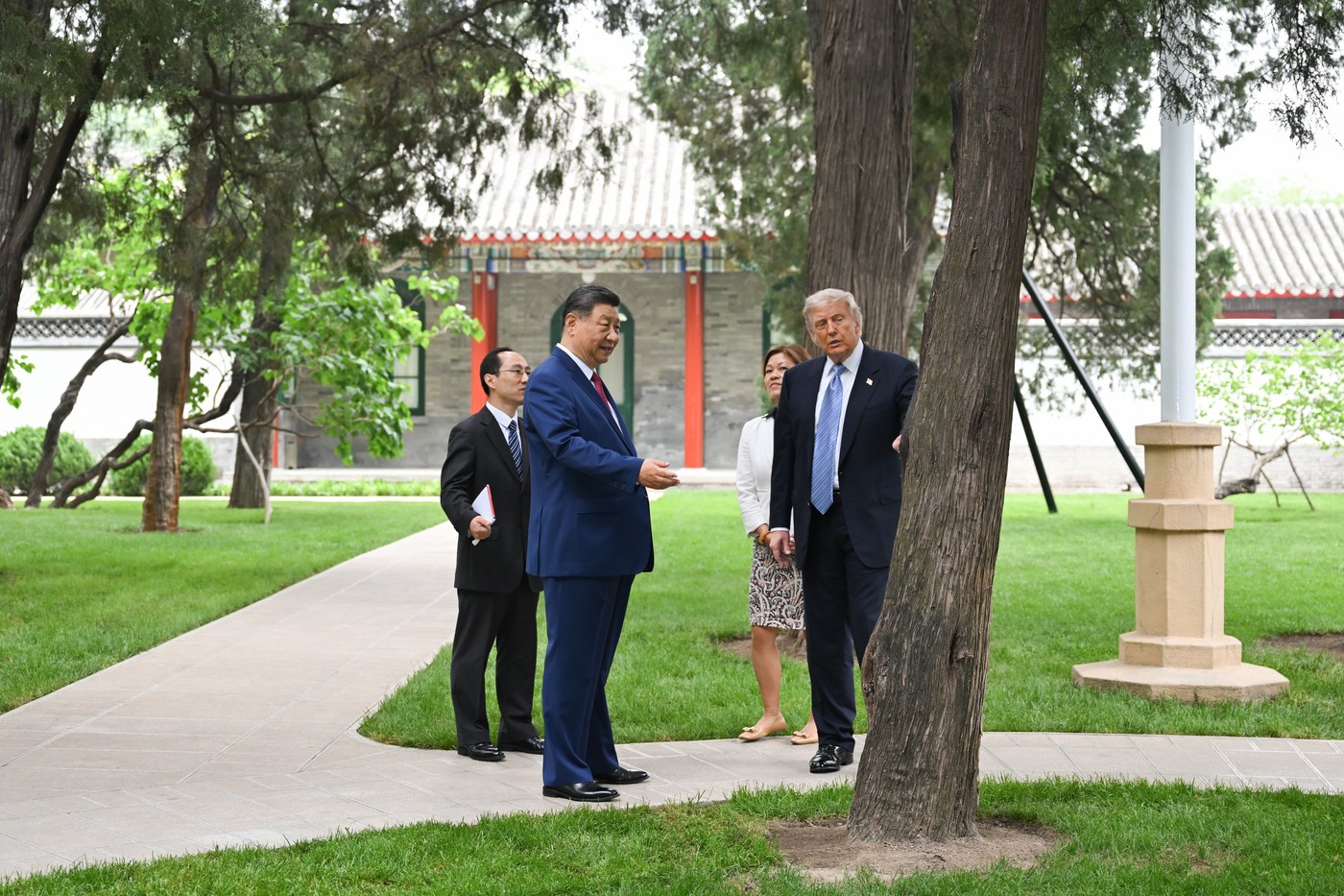 Si Đining i Donald Tramp profimedia-1099109594