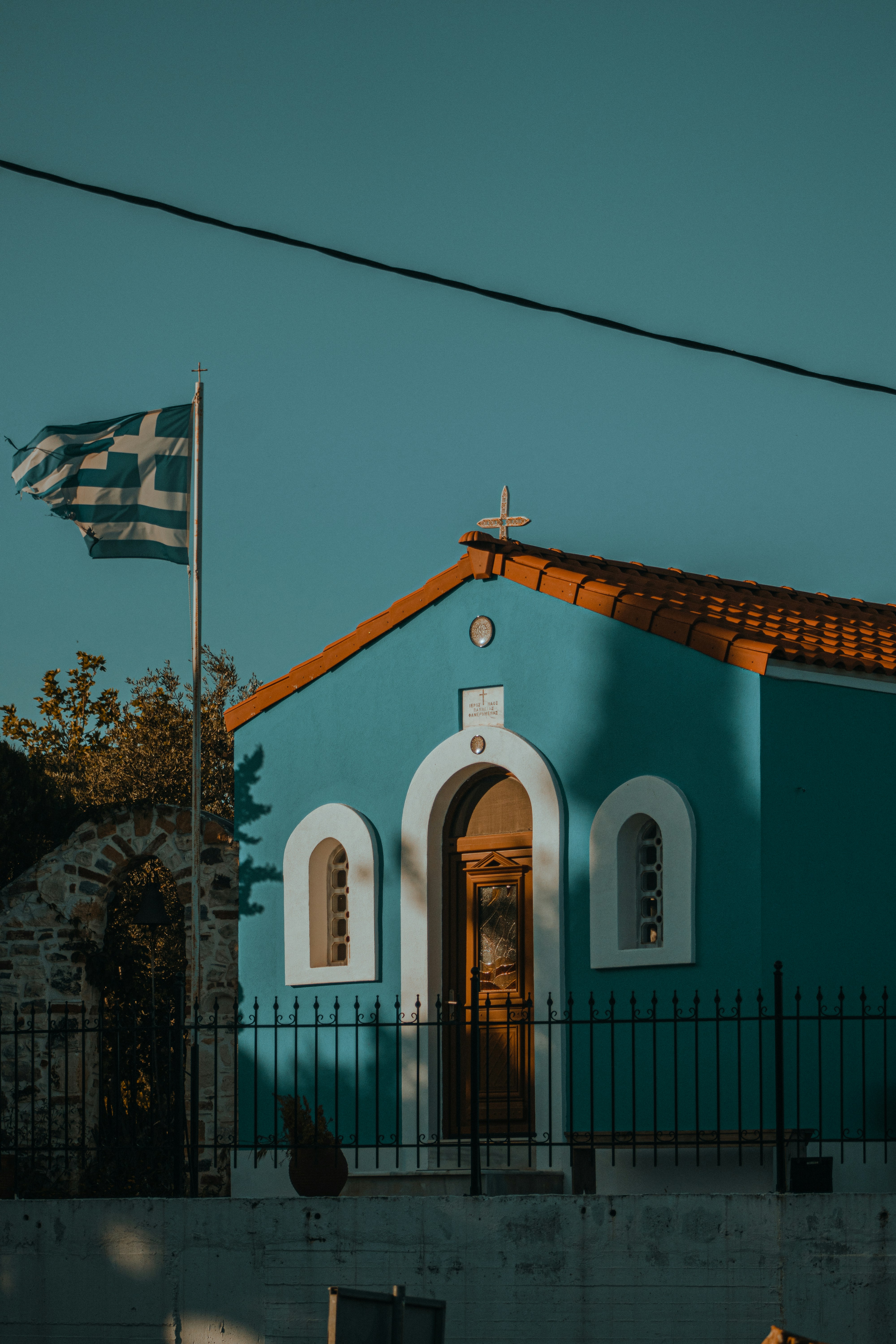 george-chatzhmhtrou-nZ88TO93xQE-unsplash