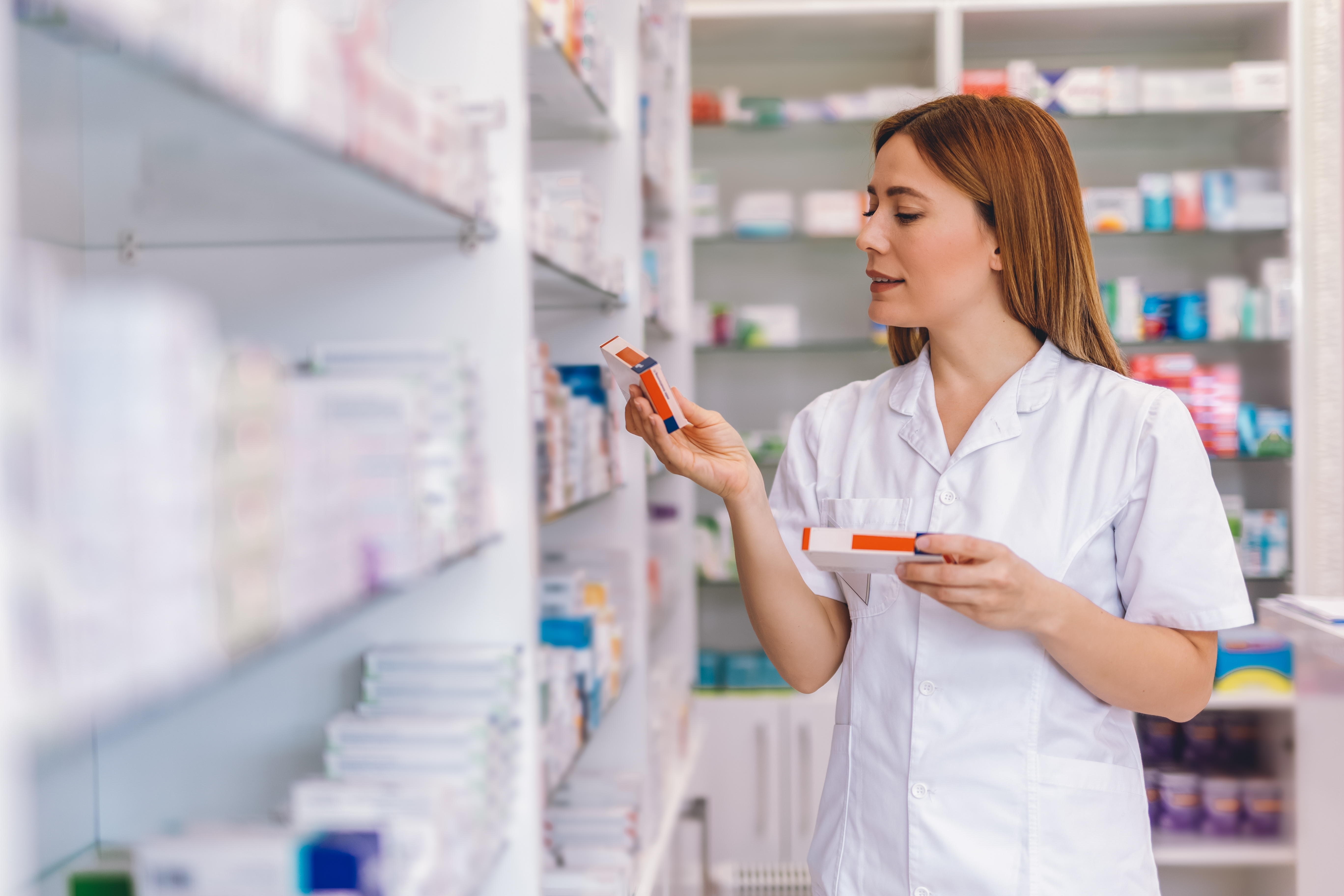 apoteka farmacija shutterstock_2456225423.jpg