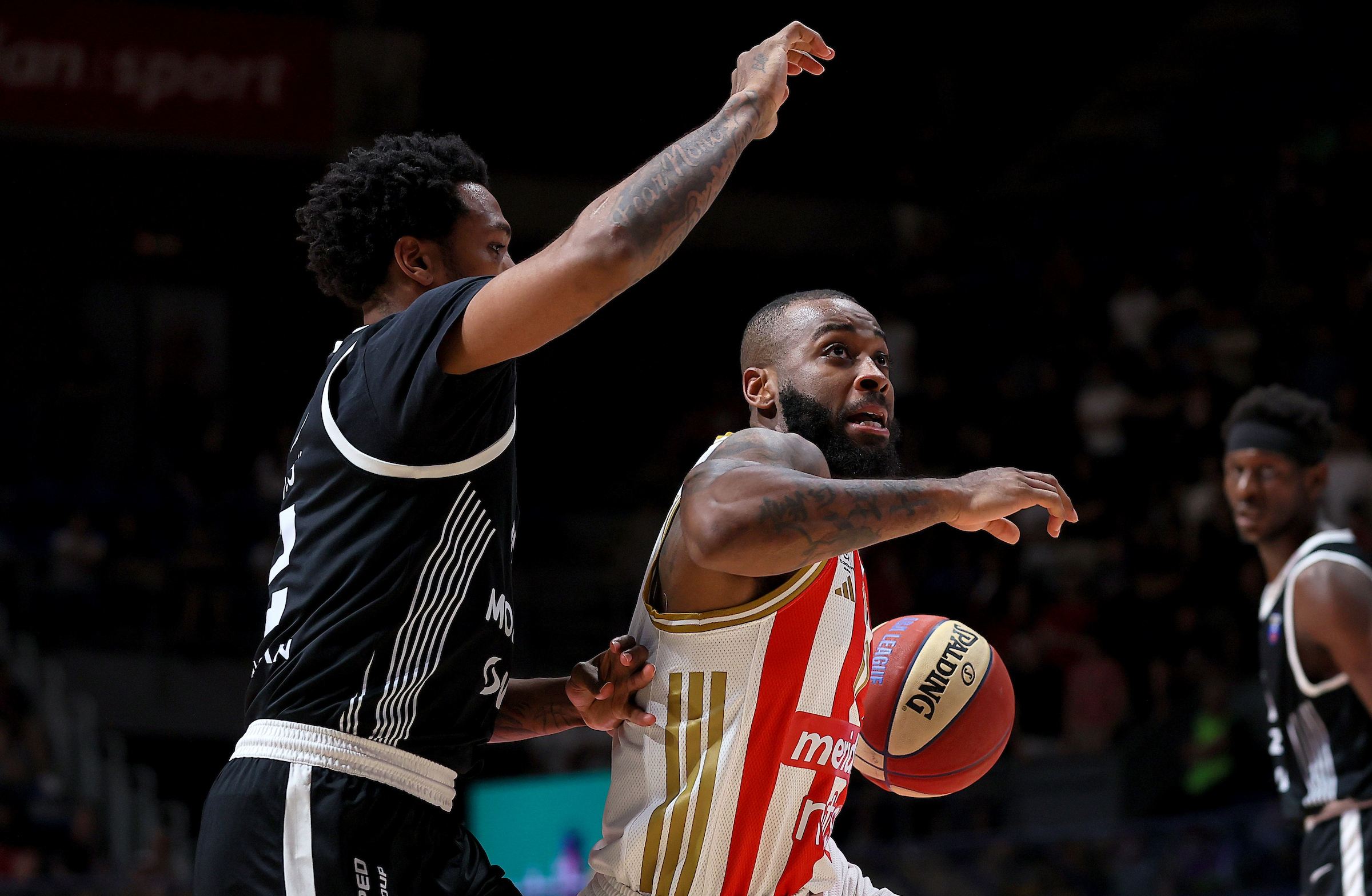 during Crvena Zvezda v Partizan