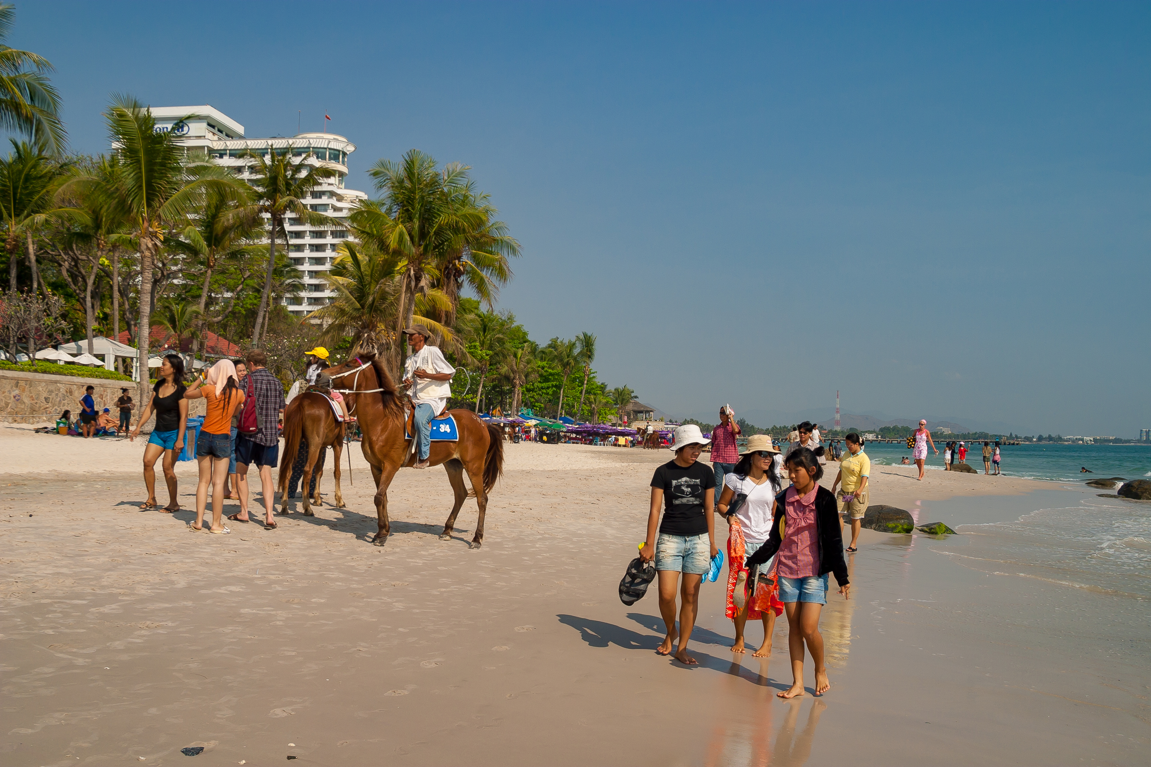 Tajland, Hua Hin, Thailand shutterstock_1114939799 Adrian Baker.jpg
