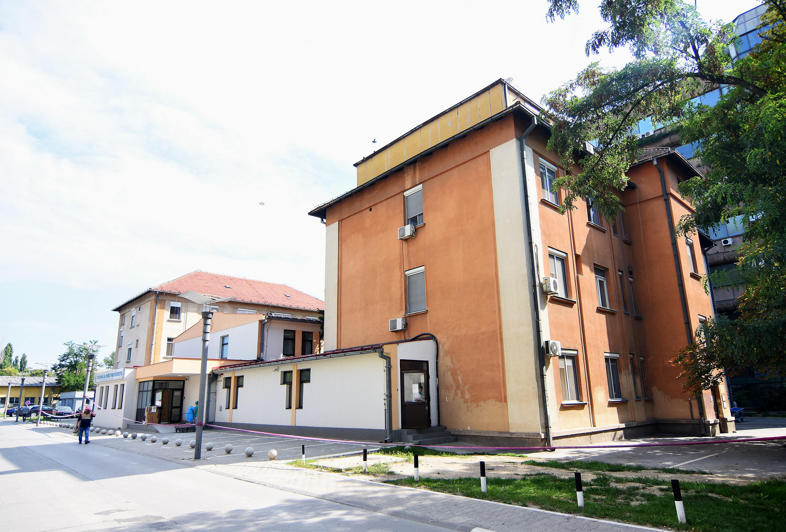 Infektivna klinika Novi Sad Foto Nenad Mihajlović (2).JPG