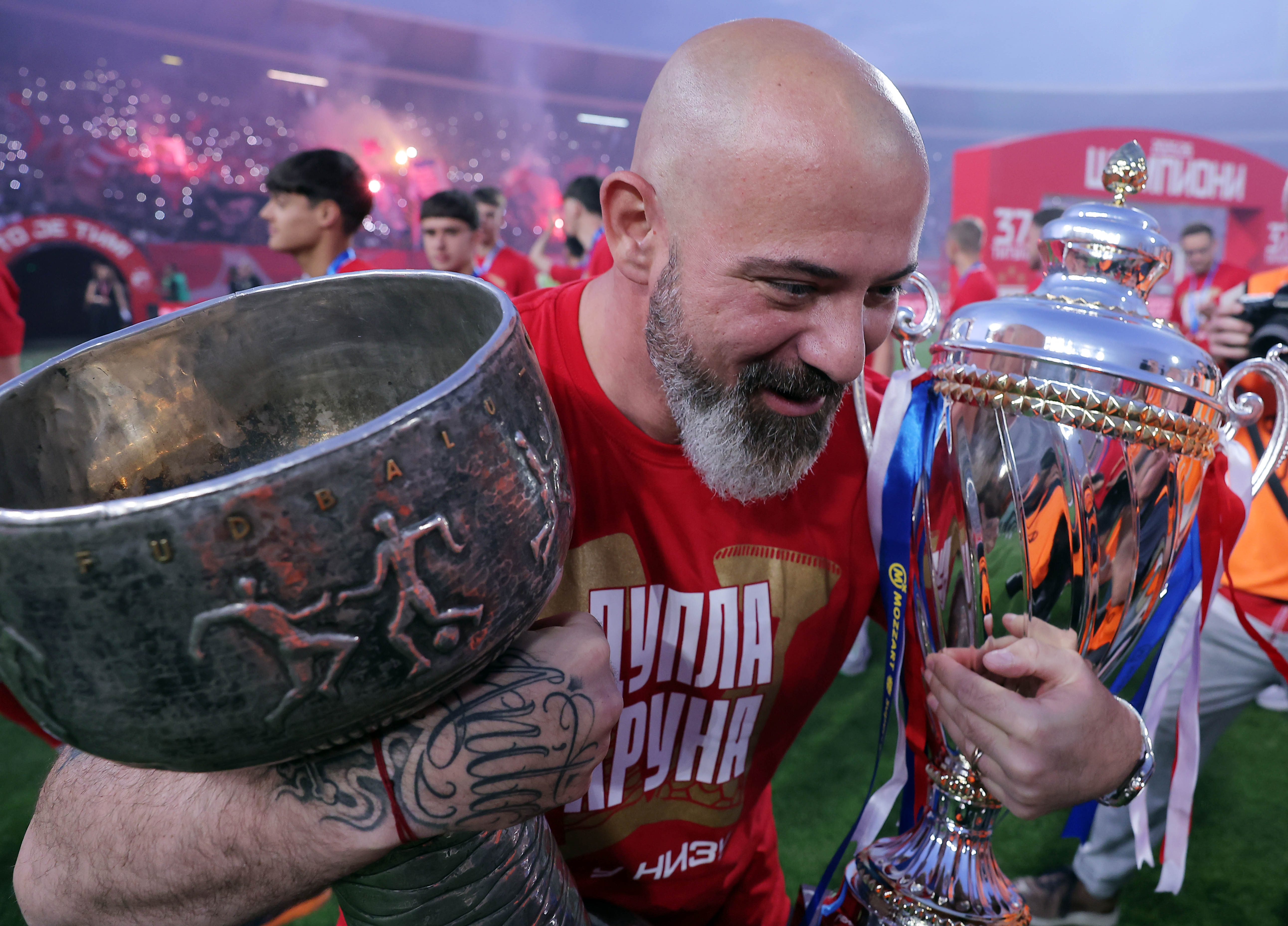 Dejan Stanković sa trofejima
