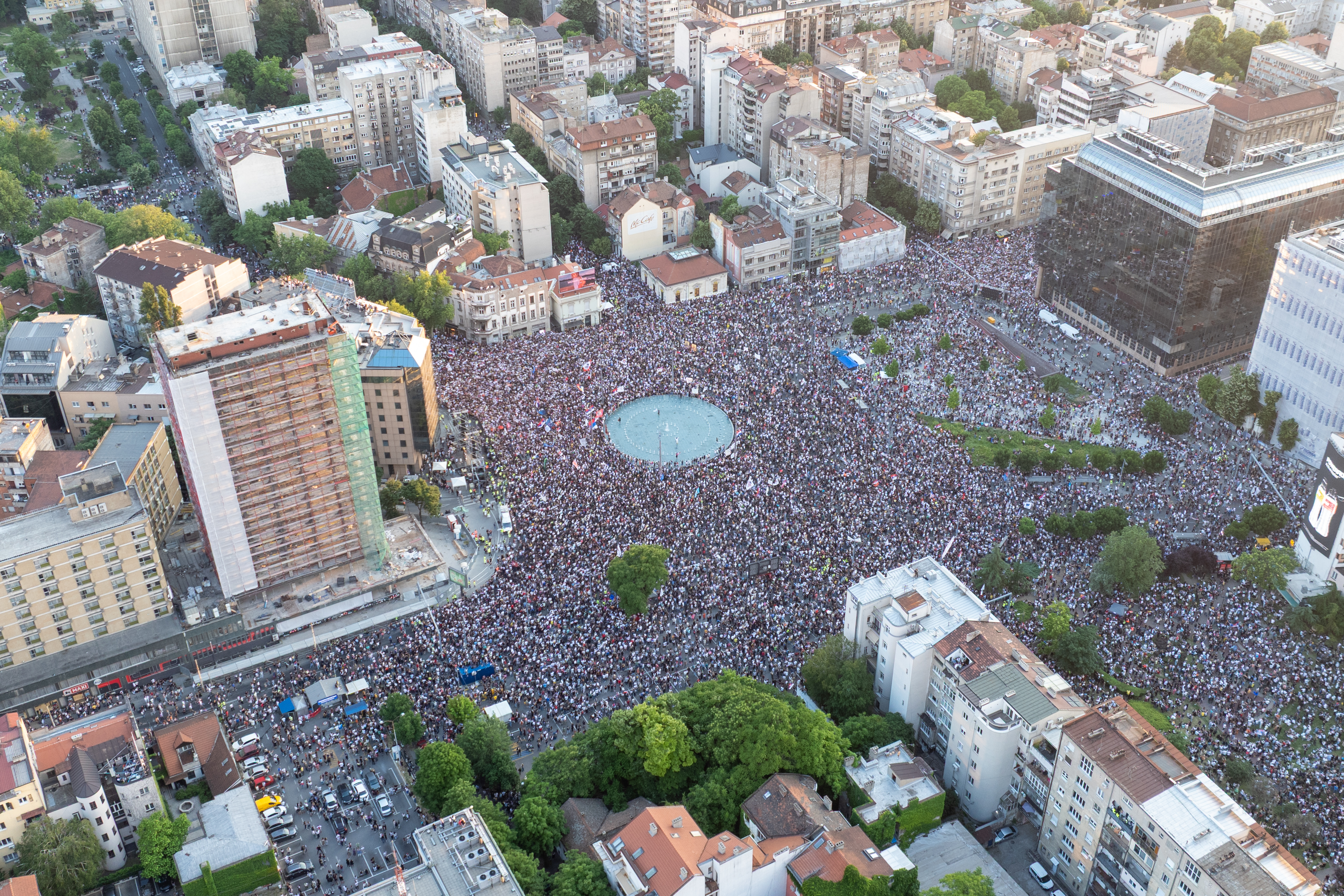 dron slavija total   Protest Ti i ja, Slavija, jer studenti pobeđuju Foto:Marko Ljutica/Nova.rs