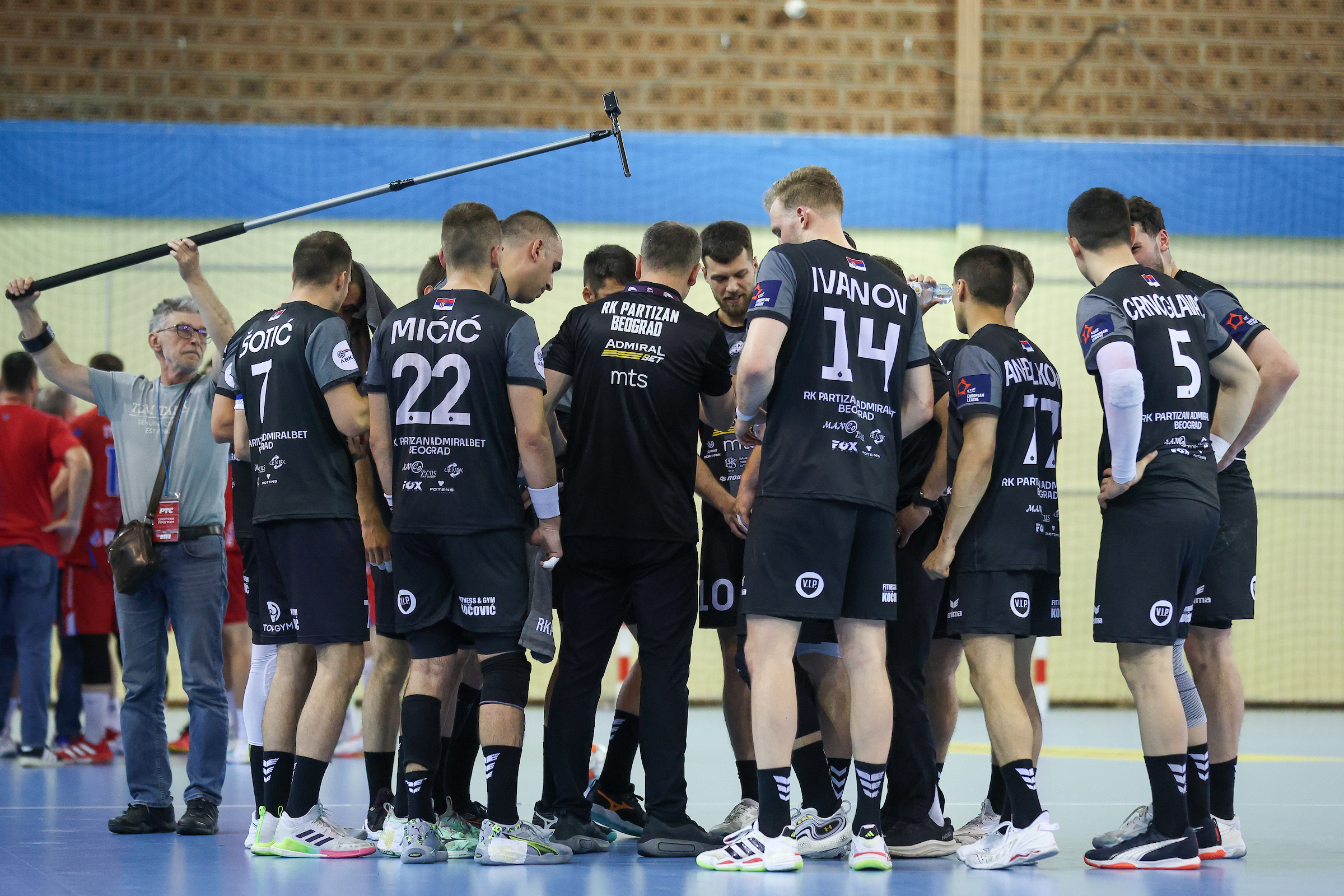 Partizan players during the Serbian Handball League Final 1st leg match between Partizan AdmiralBet and Vojvodina at SC Vozdovac on May 22, 2026 in Belgrade, Serbia.