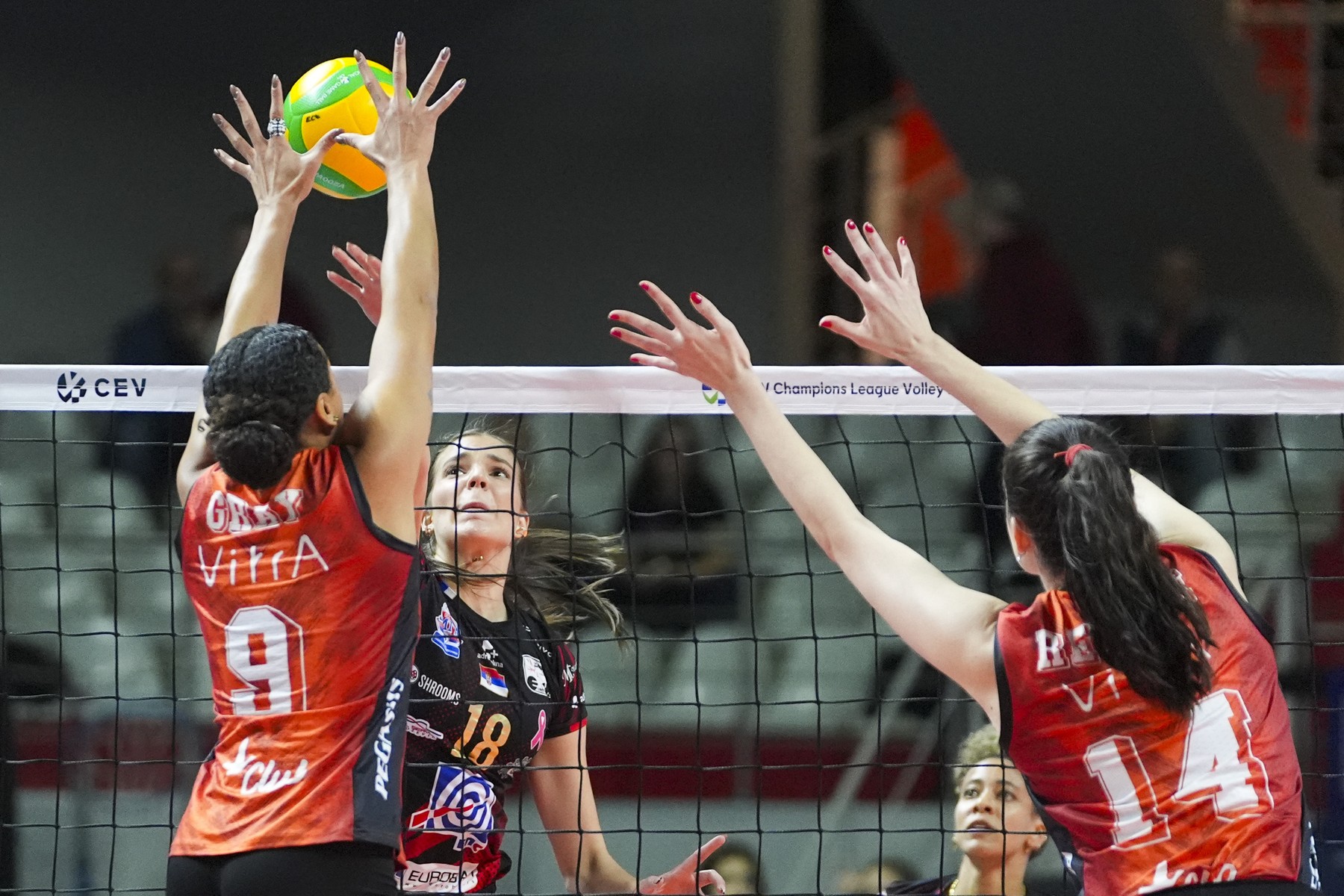 ISTANBUL, TURKIYE - NOVEMBER 06:Alexa Gray (9) of