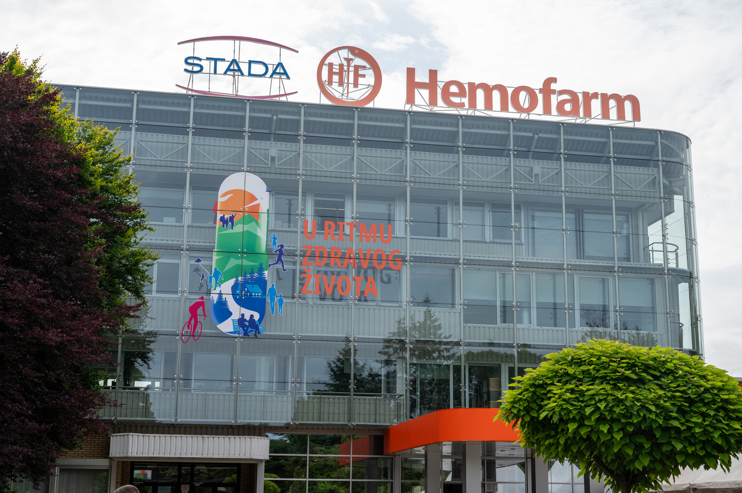 Hemofarm STADA.jpg, Hemofarm rodjendan saopstenje