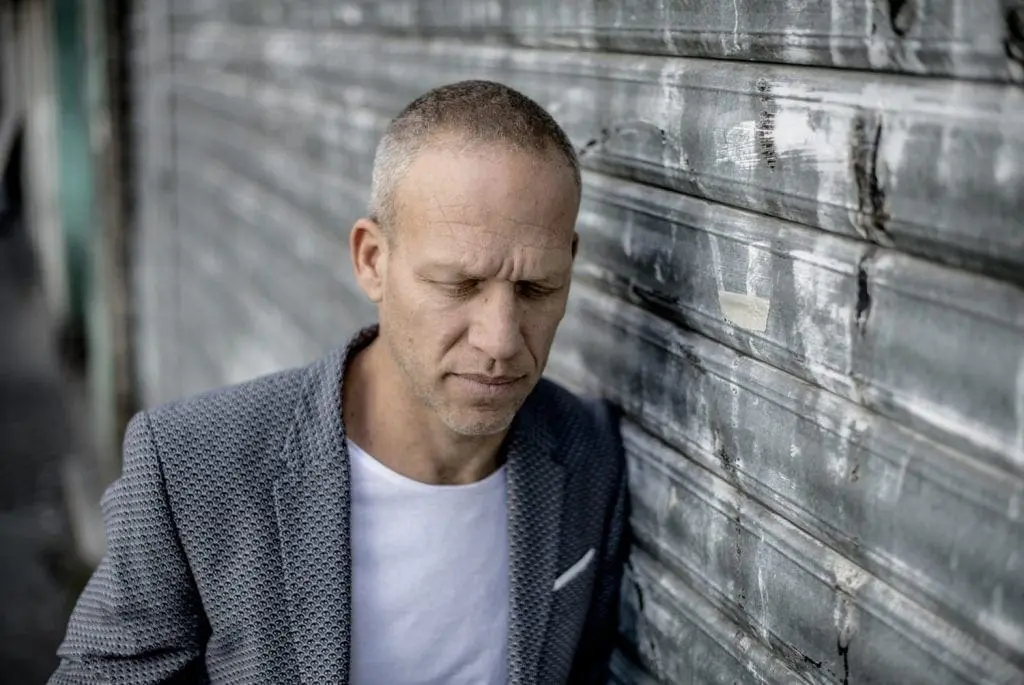 Foto: Promo / Avishai in street