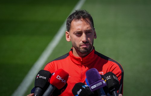 VANCOUVER, CANADA - JUNE 12: Hakan Calhanoglu speaks to press beforfimedia