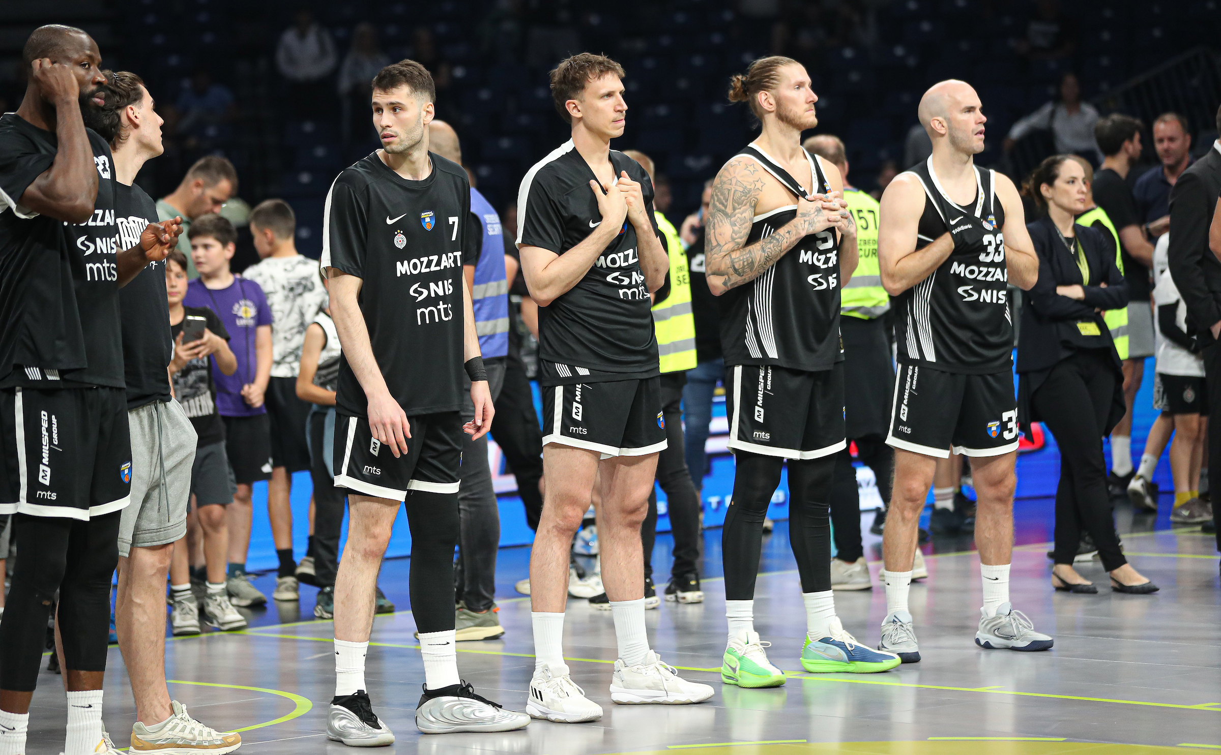 Košarkaši Partizana posle poraza u finalu ABA lige od Dubaija