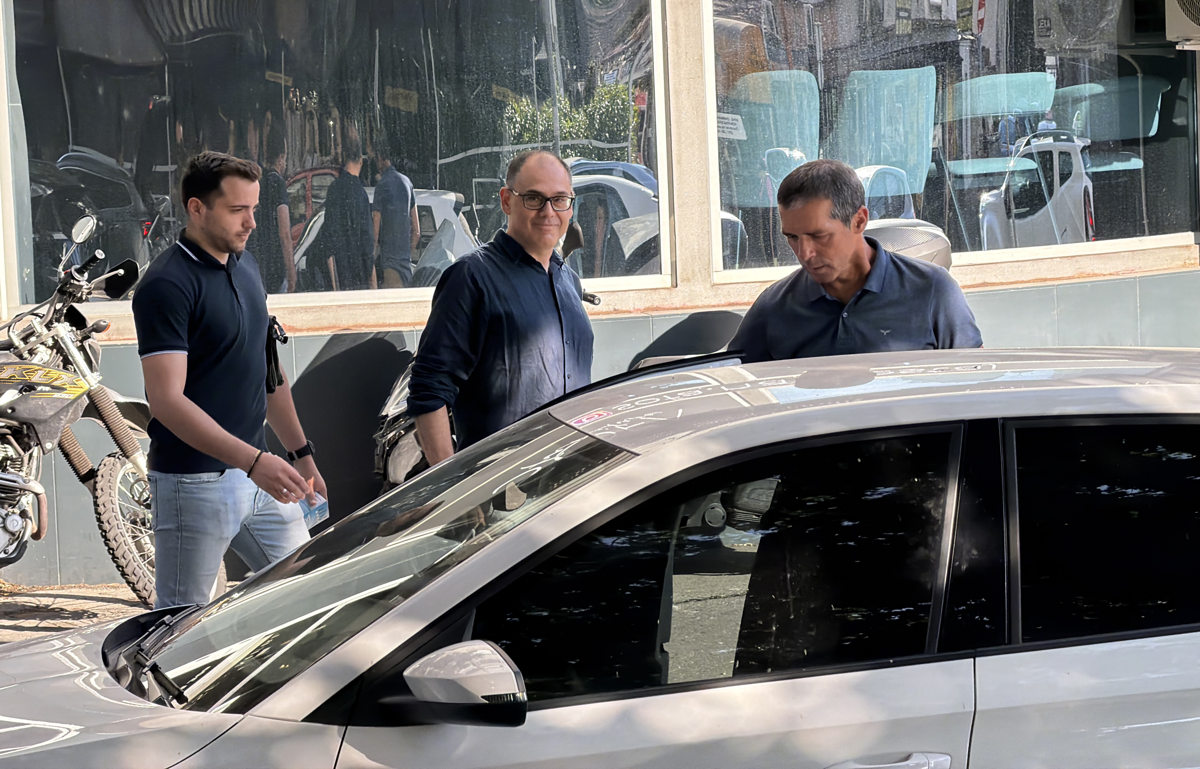 Odveden Aleksandar Radić posle pretresa njegovog stana