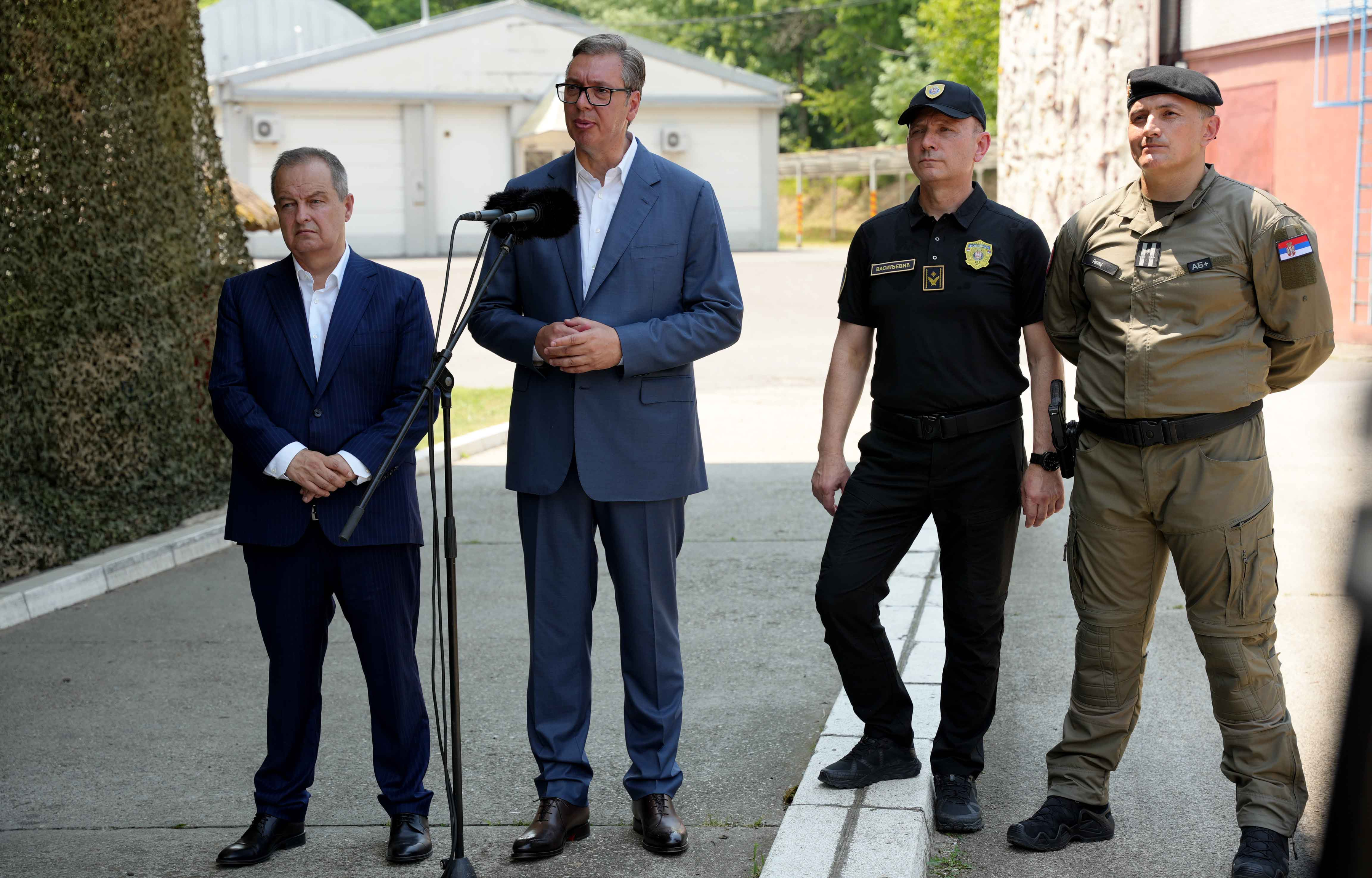 žandarmerija Radoslav Repac, Ivica Dačić, Aleksandar Vučić, Dragan Vasiljević