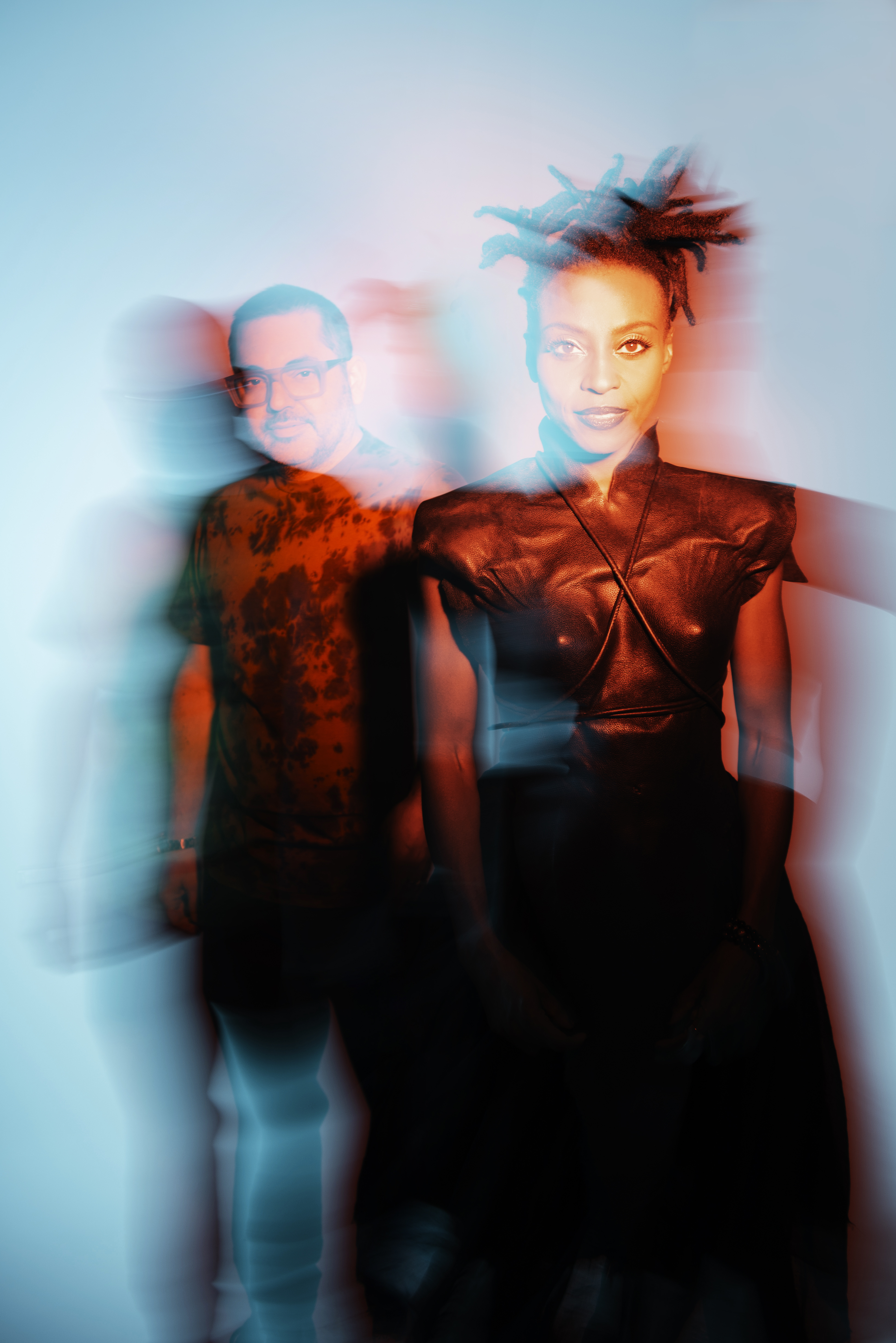 Morcheeba Press Shot 2 (Call For Love - Vertical) (1).jpg