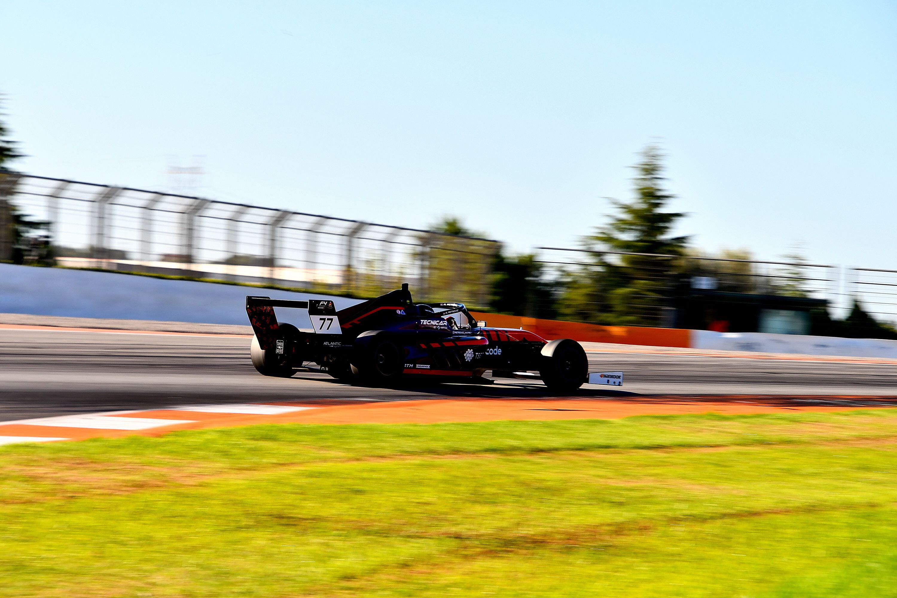 Andrej Petrović Formula 4