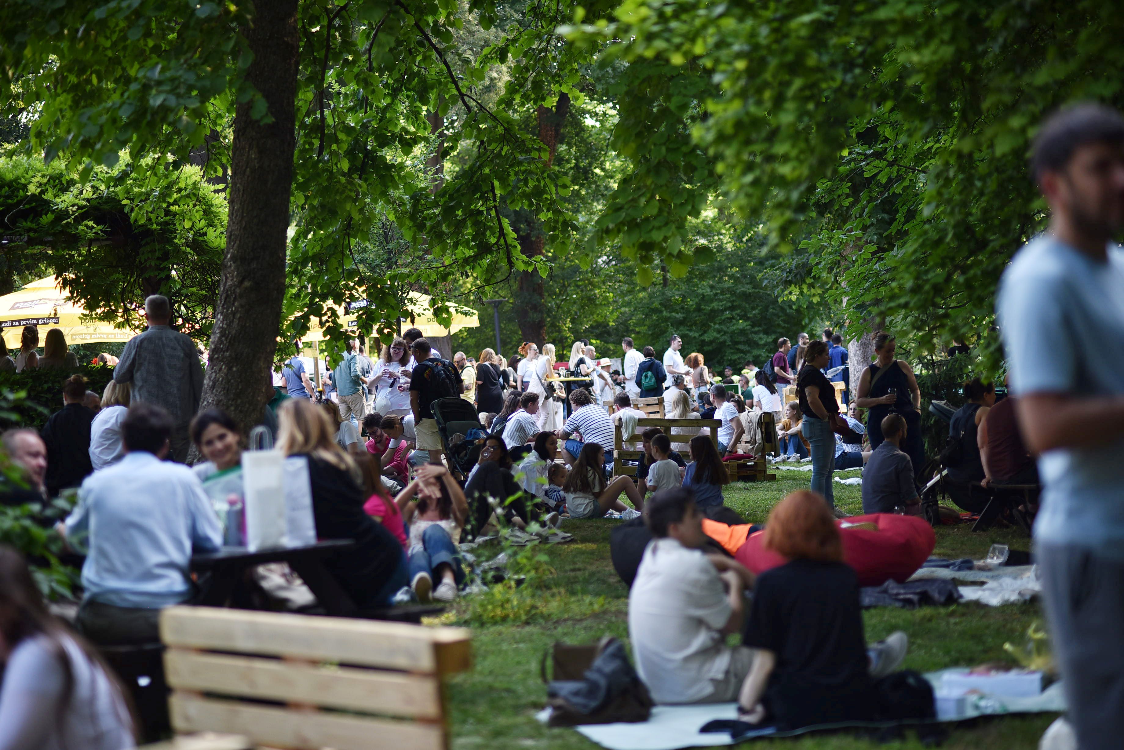 WINE GARDEN  subota  (156).JPG