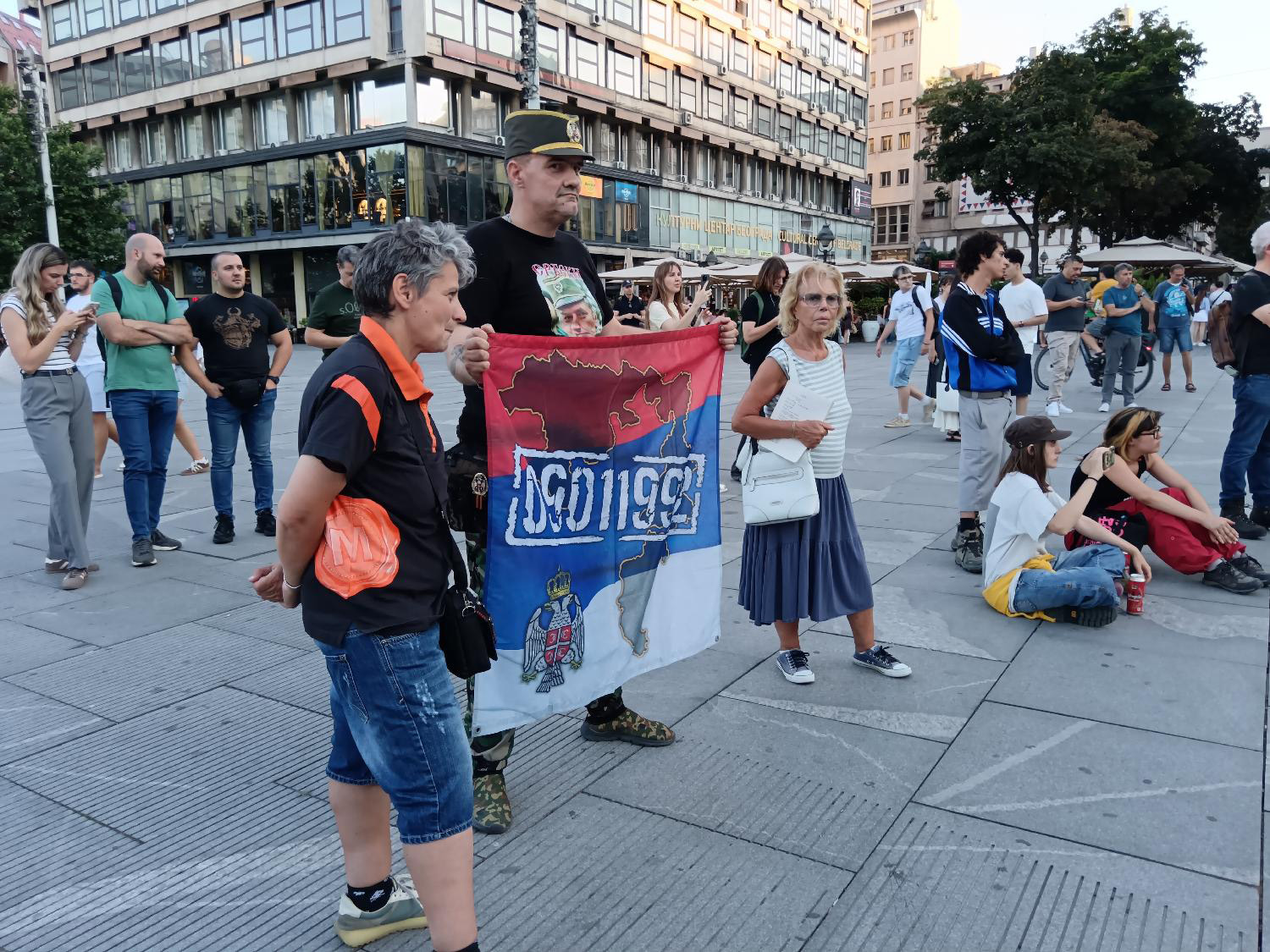 Mesto: BeogradDatum: Fri Jul 10 20:31:23 CEST 2026Dogadjaj: CITIZEN - Povodom 31. godišnjice Srebrenice, Žene u crnom organizovale su danas stajanje u crnini i ćutnju na Trgu Republike u Beogradu.Fotoreporter: Bojana MilovanovićIzvor: FoNet