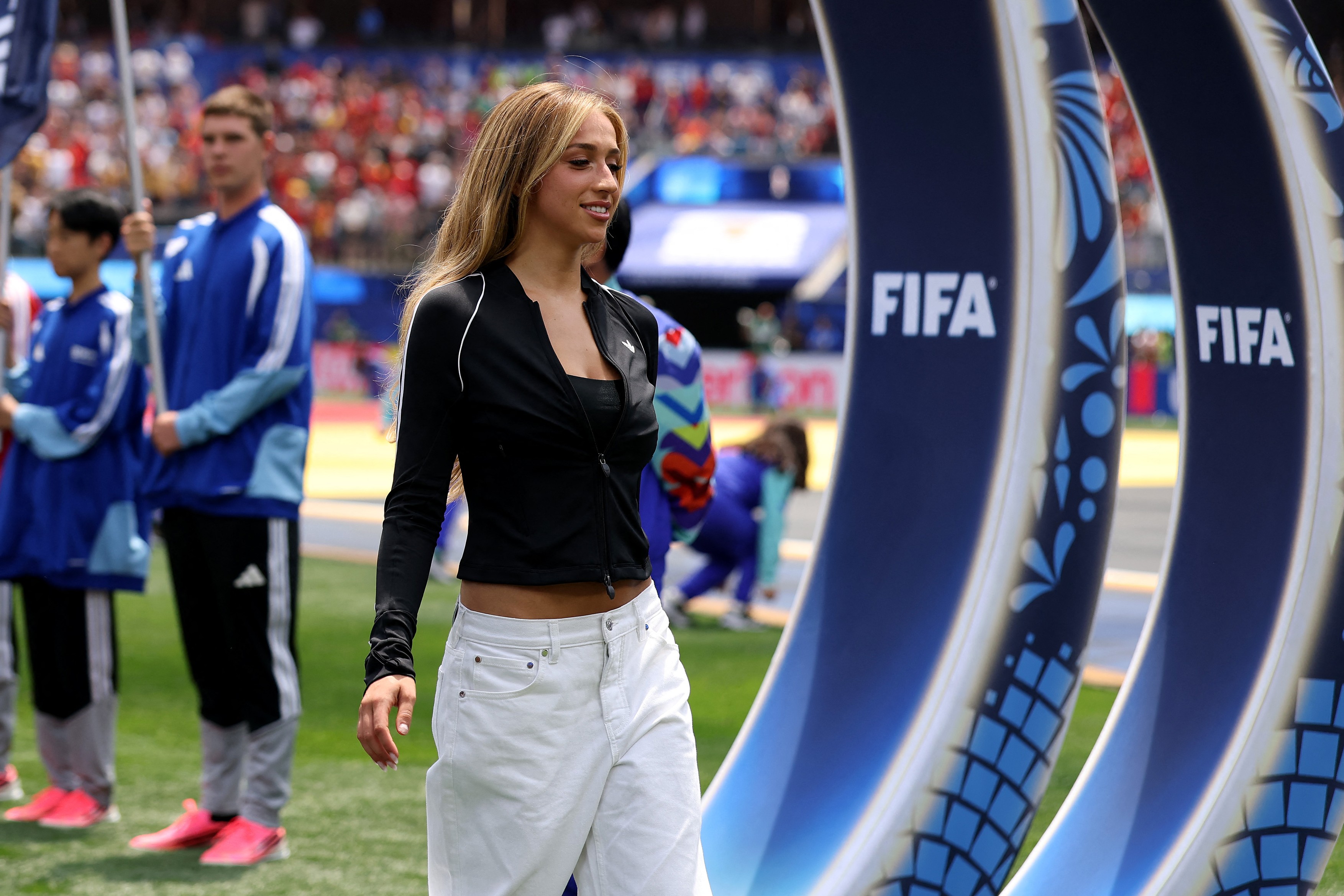 INGLEWOOD, CALIFORNIA - JULY 10: Tate McRae during the FIFA World Cup 2026 Quarter Final match