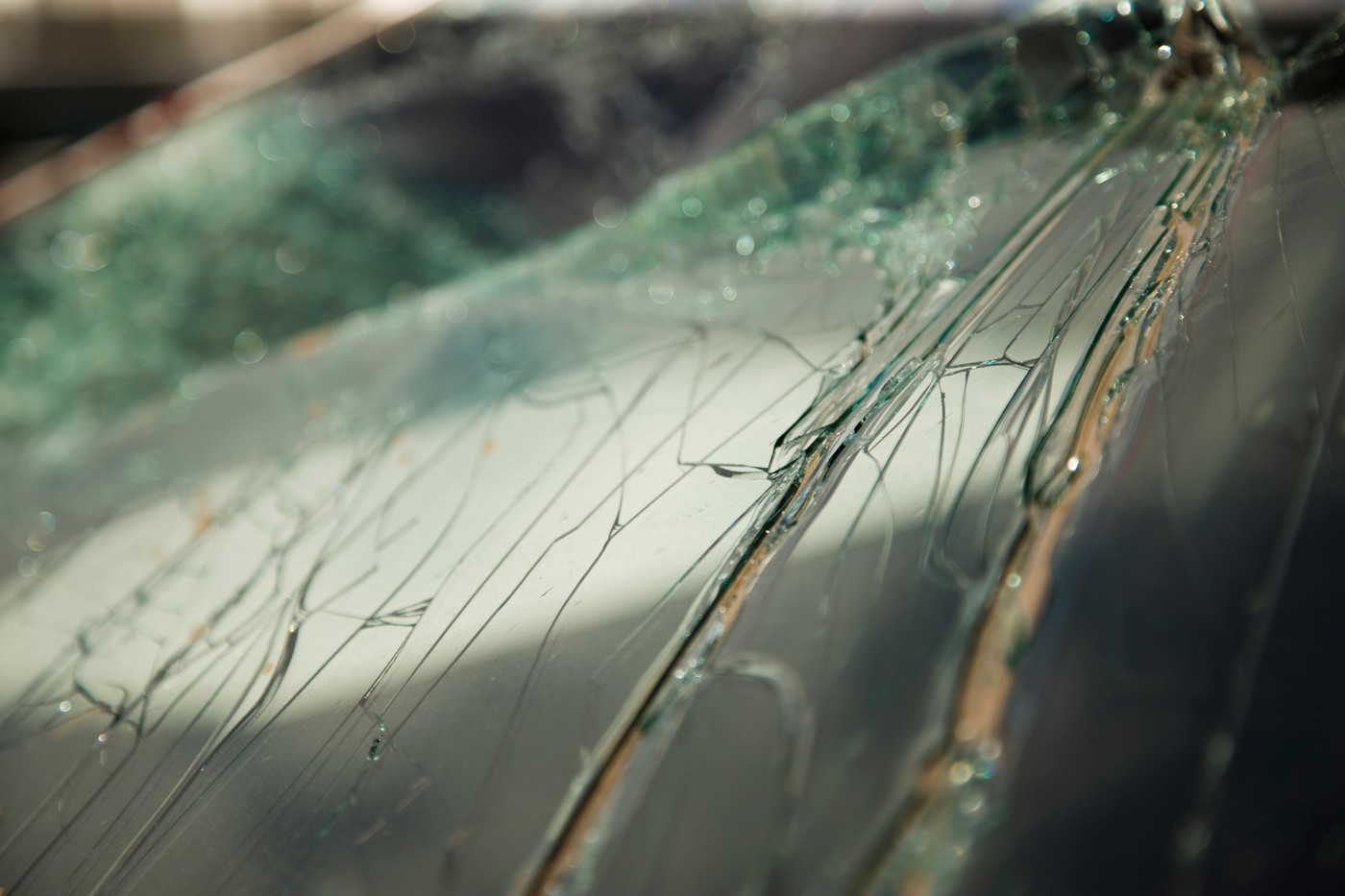Cracked window the result of a bad car accident,Image: 152667153, License: Royalty-free, Restrictions: , Model Release: no  , Credit line: Creatista, YAY Media AS / Alamy / Profimedia