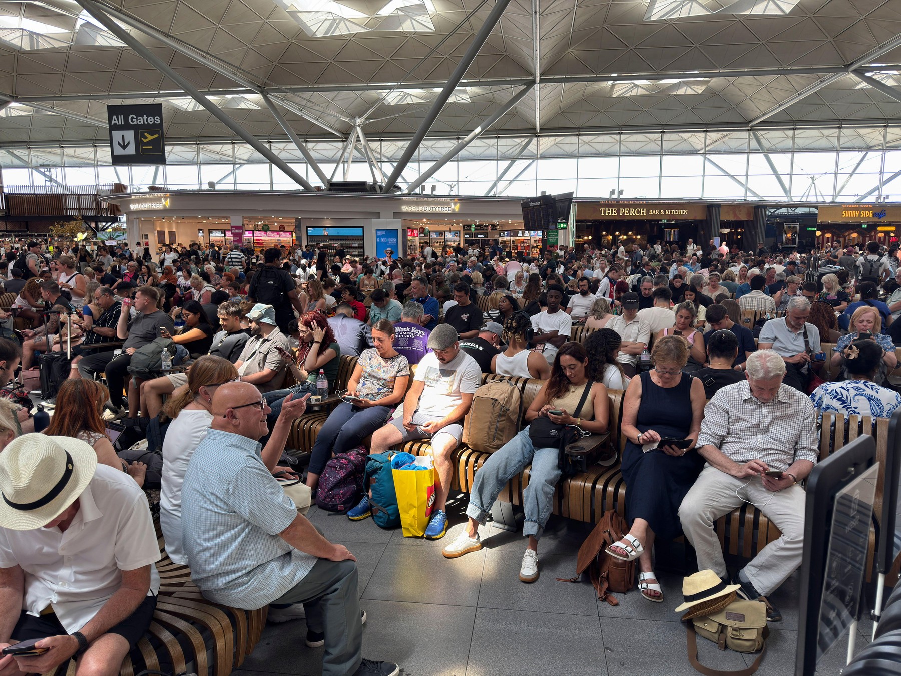 Aerodrom gužva EES profimedia-1116964471.jpg