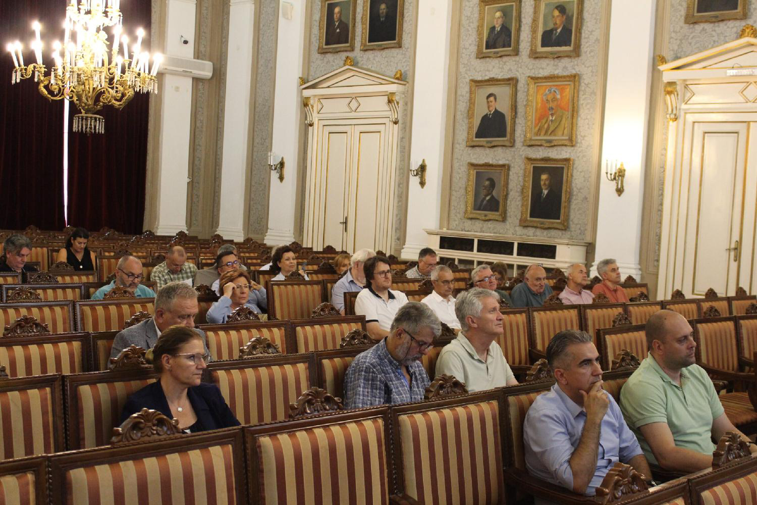 Mesto: BeogradDatum: Thu Jul 02 16:02:58 CEST 2026Dogadjaj: PROSVETA - U Svečanoj sali Rektorata Univerziteta u Beogradu održana je 22. sednica Senata Univerziteta, kojom je predsedavao rektor Vladan ĐokićLičnosti: Vladan ĐokićIzvor: FoNet/Senat