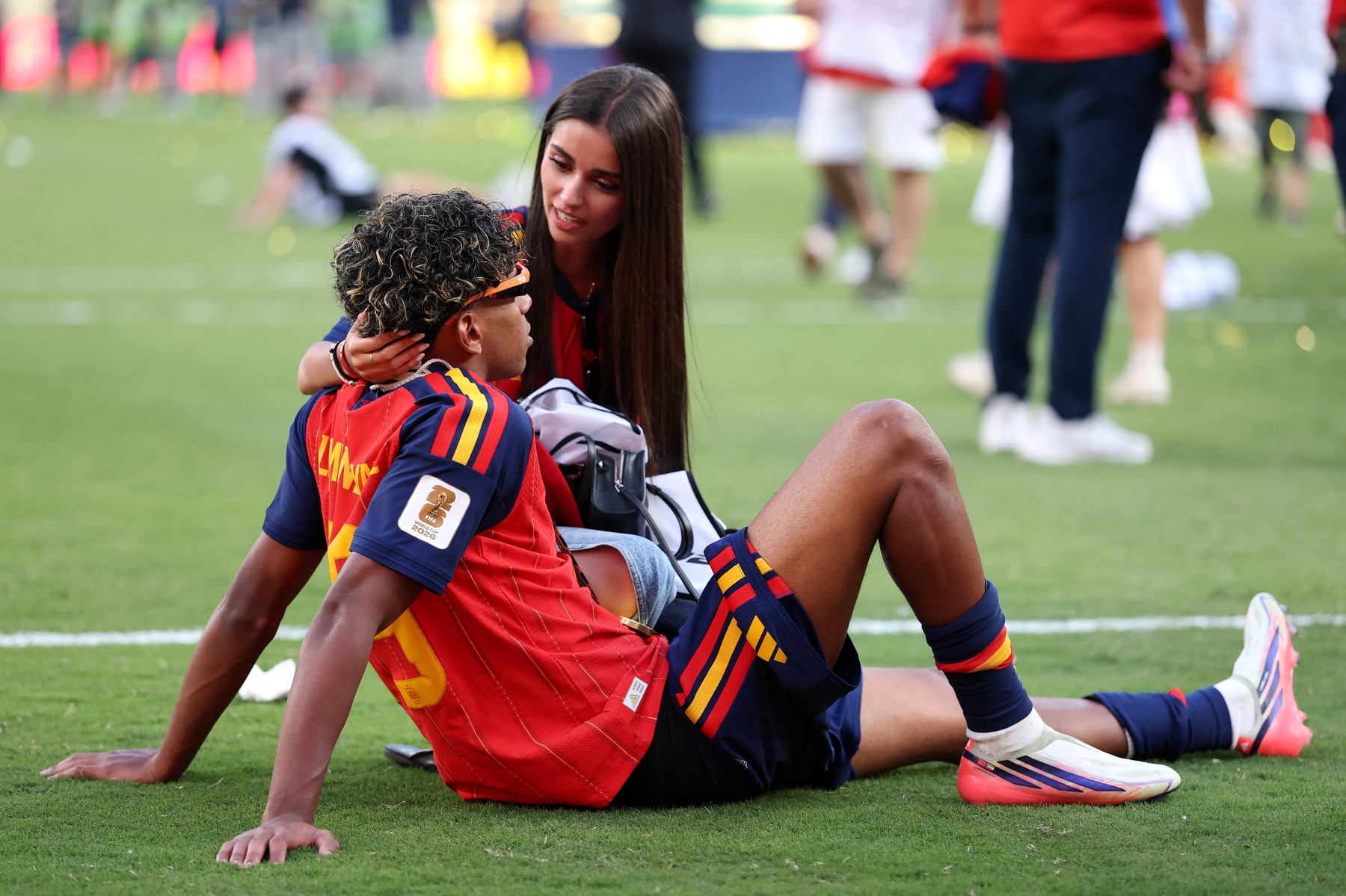 EAST RUTHERFORD, NEW JERSEY - JULY 19: Lamine Yamal #19 of Spain w