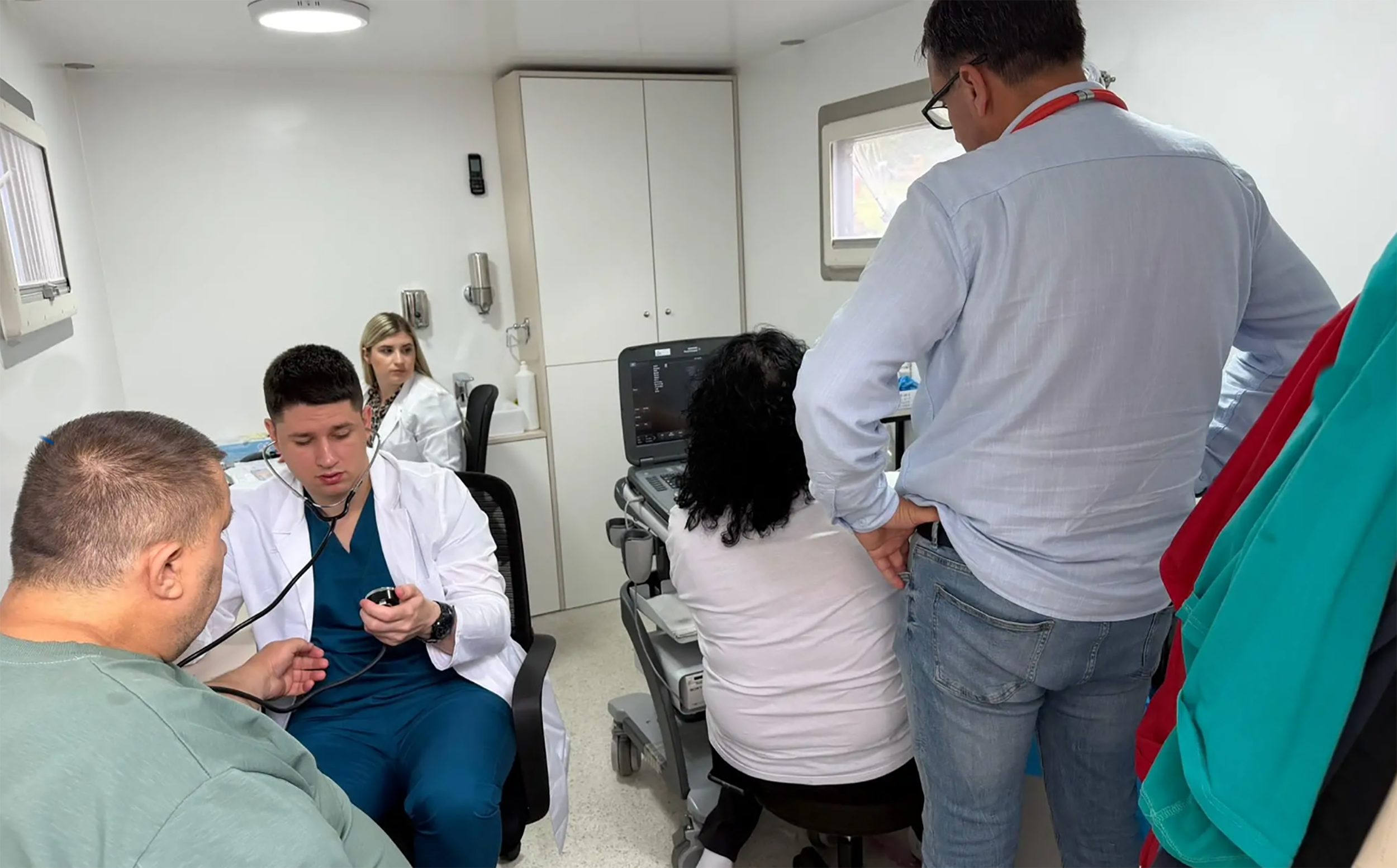 Miloš Pavlović ćaci mobilna ambulanta