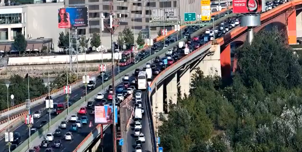gazela gužva zapaljen autobus
