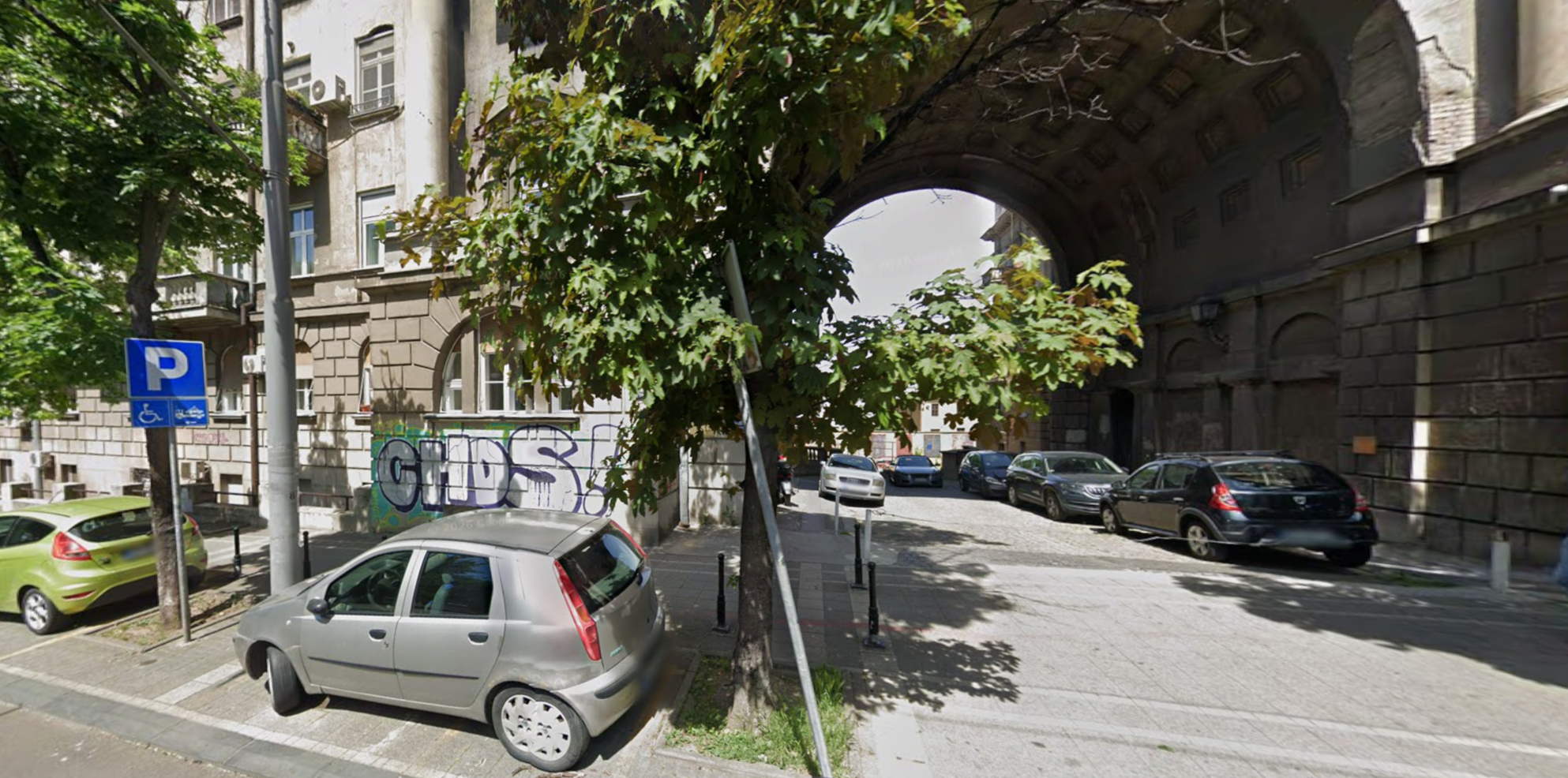 resavska 40 foto google maps (3).png
