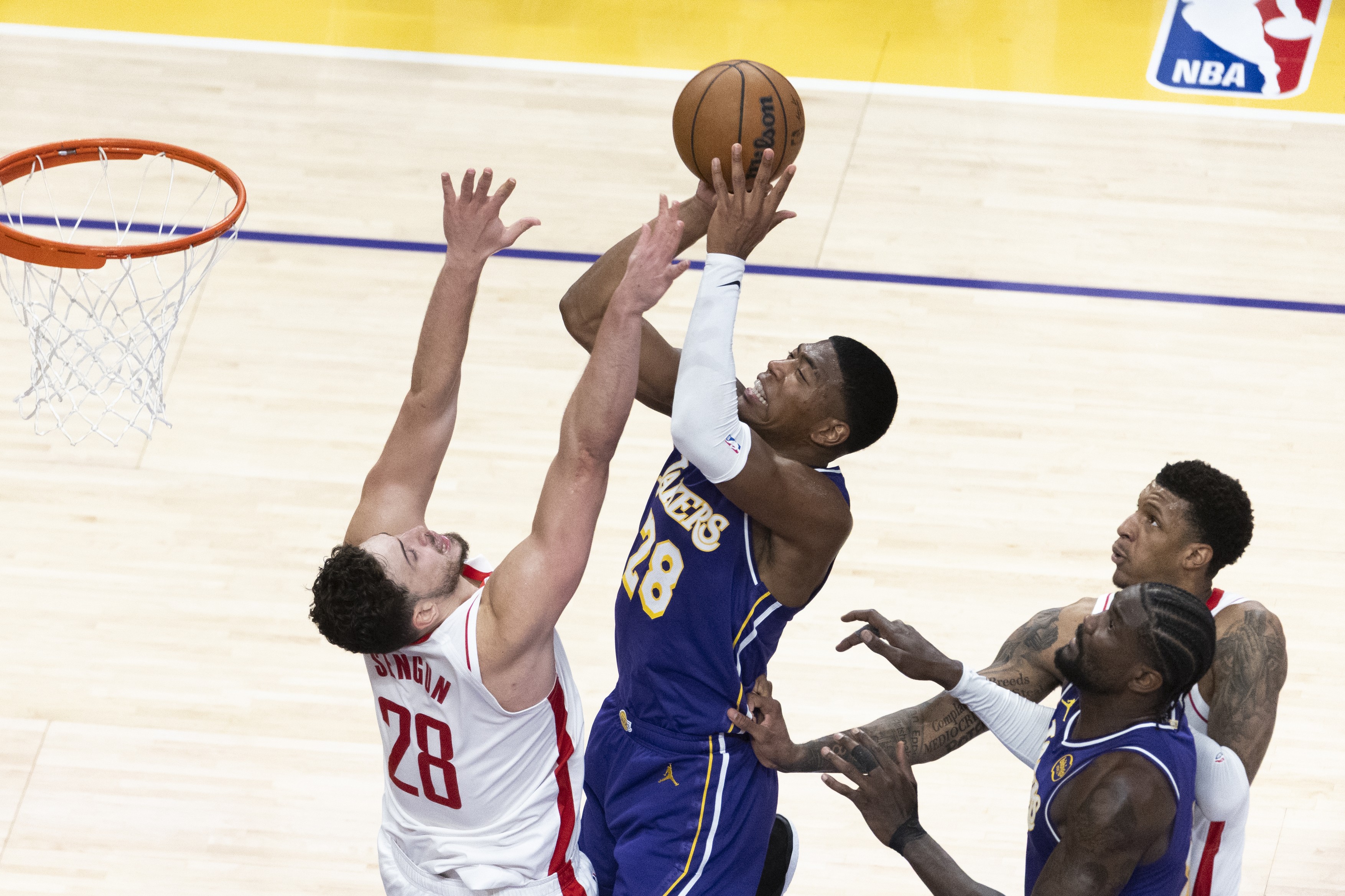Los Angeles Lakers’ Rui Hachimura (28) shoots against Houston Rockets’ Alperen Sengun (28)