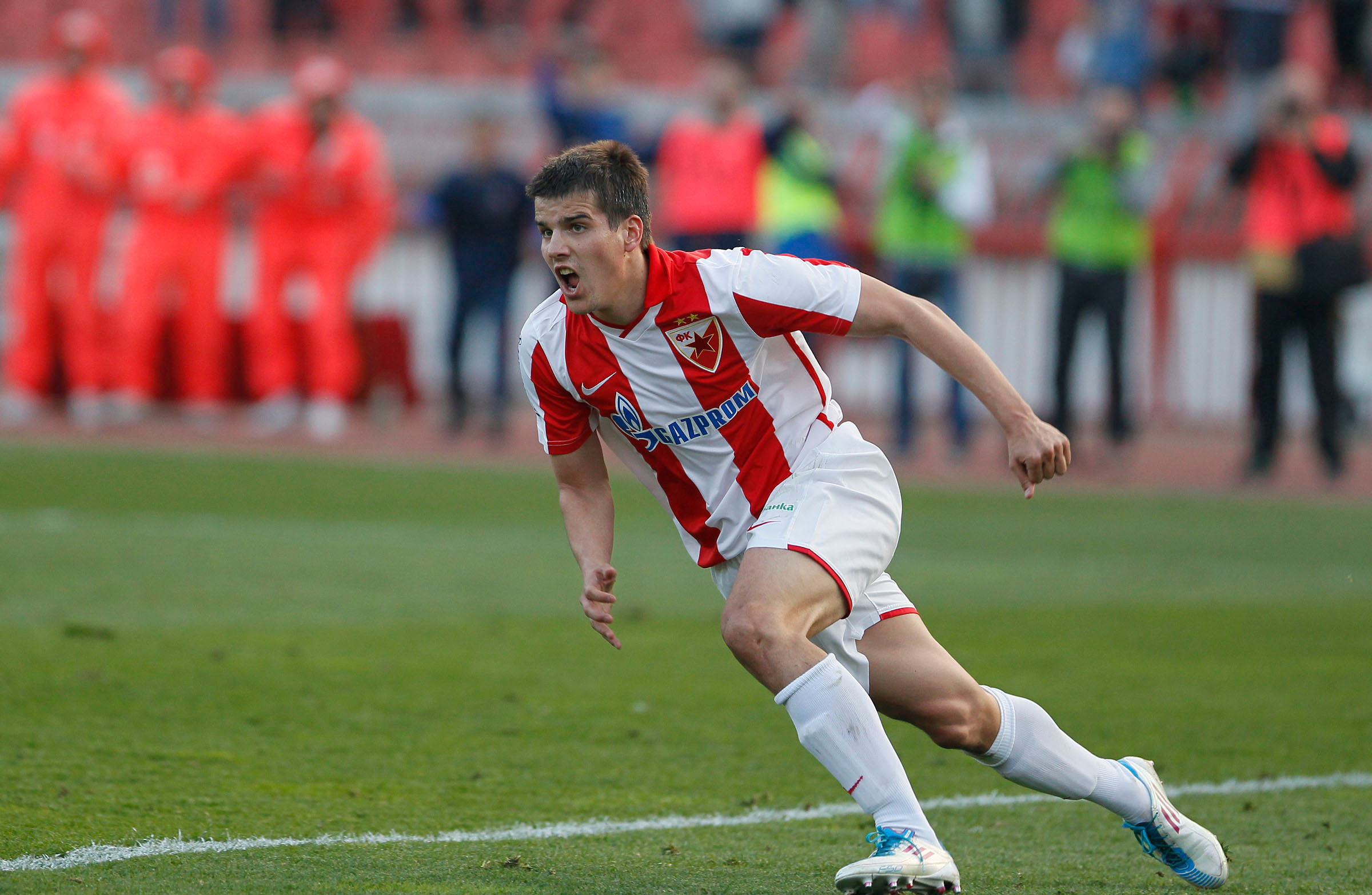 Fudbal, Kup Srbije, polufinale, sezona 2010/11.Crvena Zvezda Vs. Partizan.