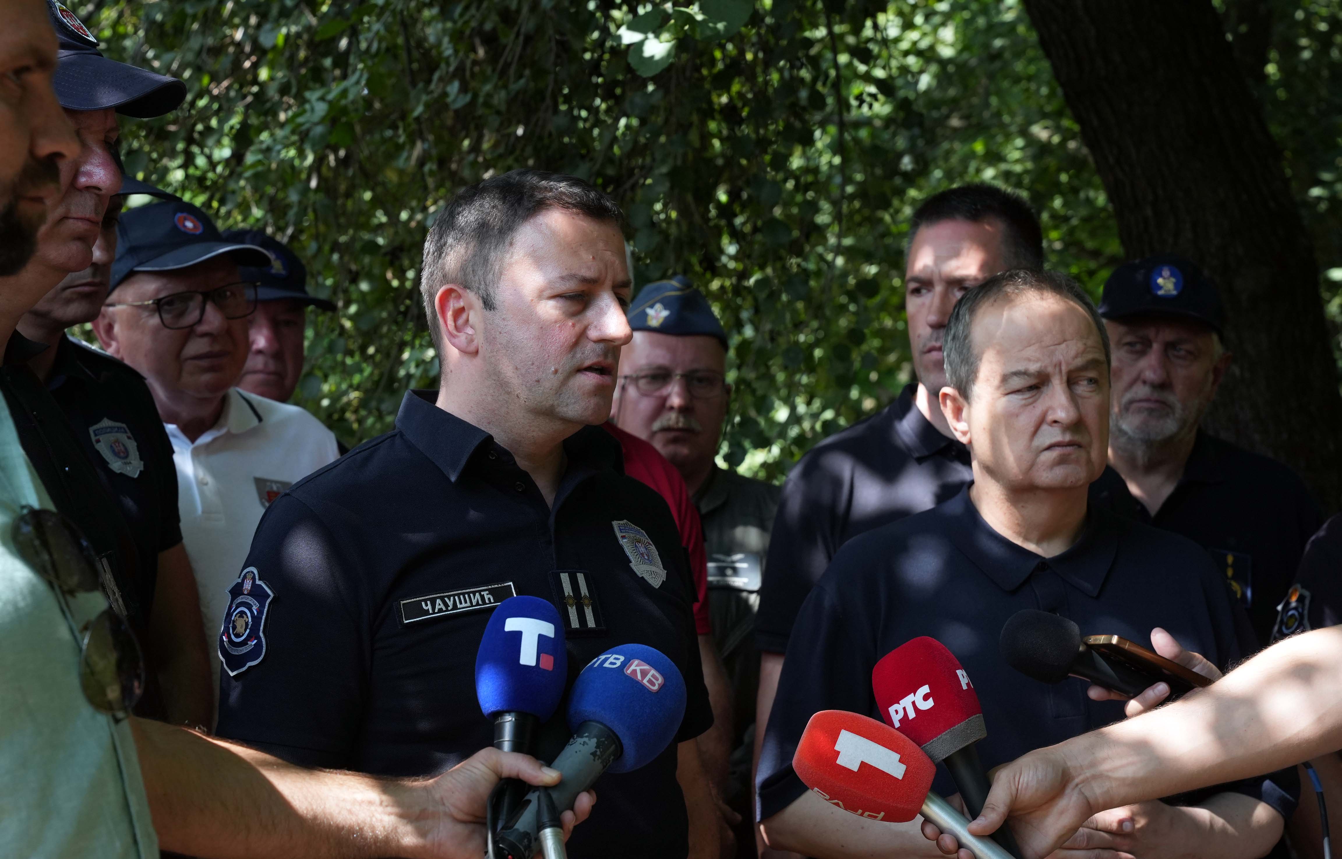 MUP-Saopstenje-Ministar Dacic-Pozar-Stolovi