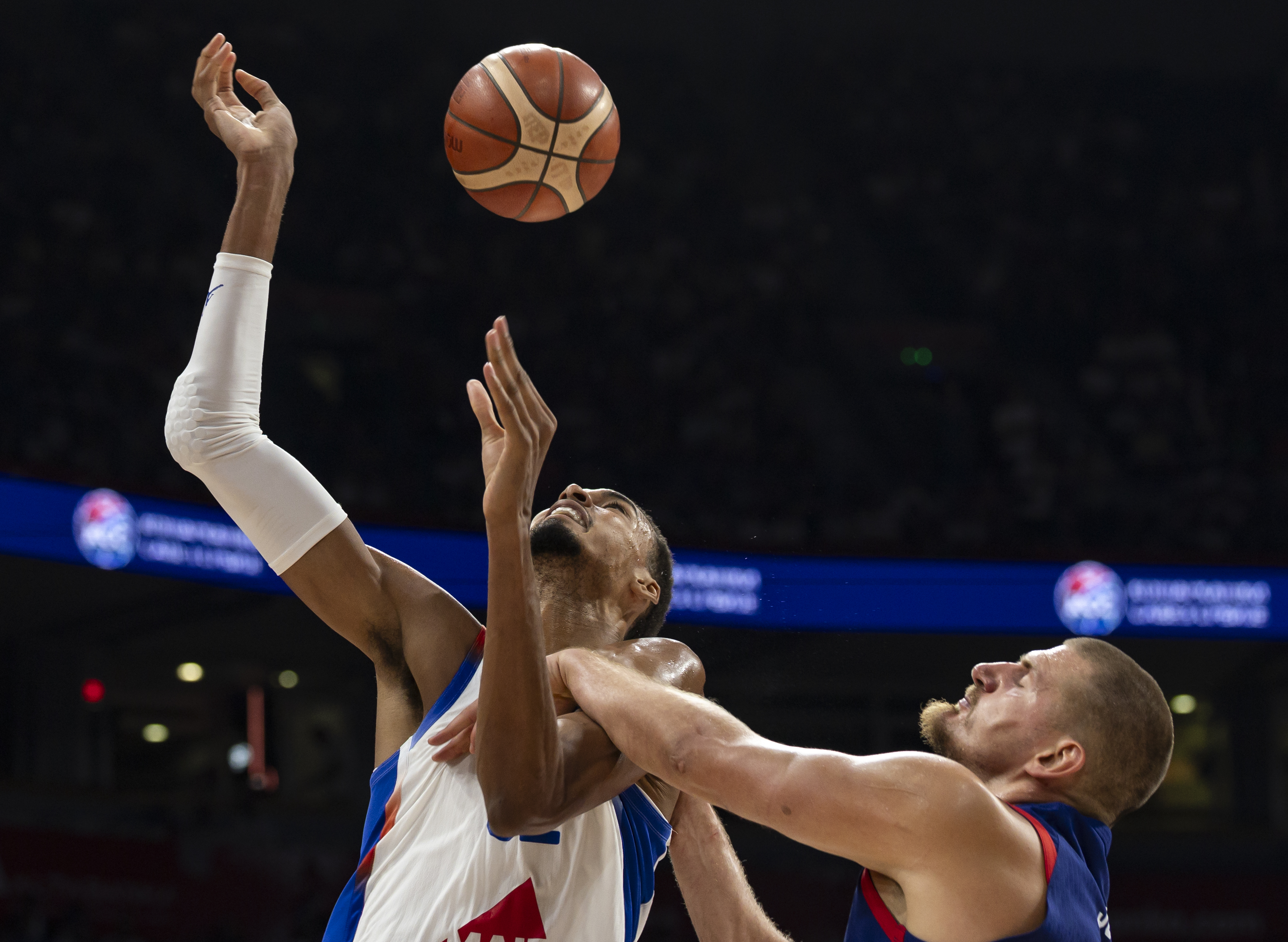 SERBIA-FRANCE_38